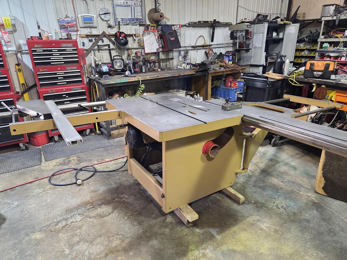 Used Rockwell/ L'invincible, Short Stroke 5' Sliding Table Saw - Model SI 15F, 7.5HP, 3PH, Scoring