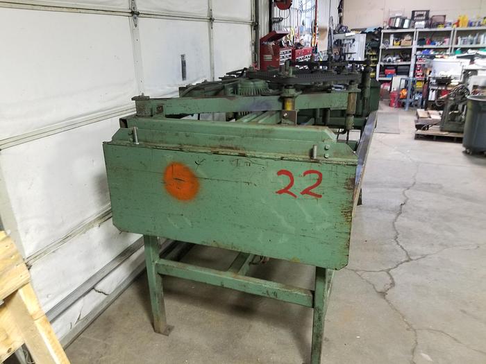 Used 8 Spindle 8ft Wide Cap. x 1ft Deep HD Vertical Boring machine, Variable Spindle spacing, Feed Through Design for long pieces,  3PH Motors, Needs Some Repair