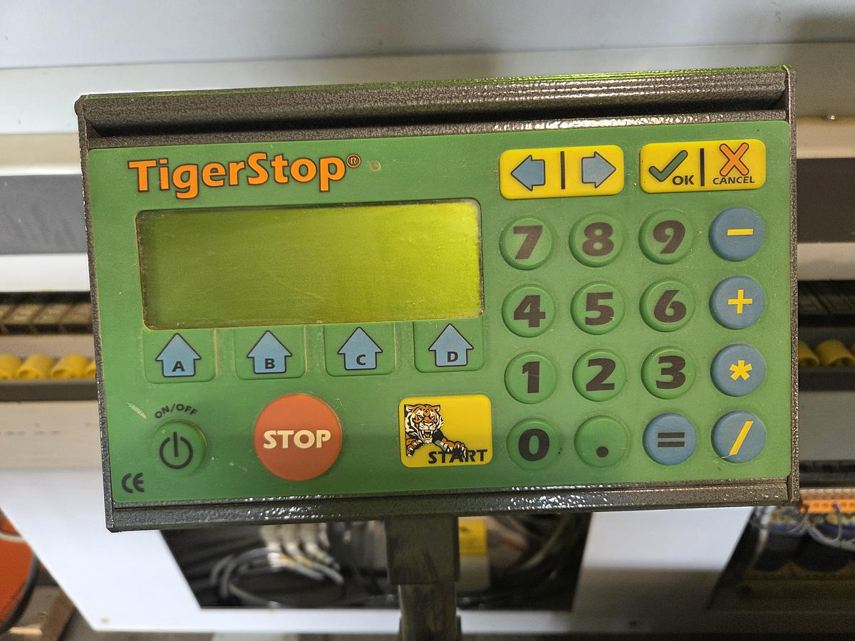 Used Tigerstop TS10, 2021, 10Ft Capacity Digital Measuring Tool / Stop, 115V, 1PH, Tables, Legs, Tablet