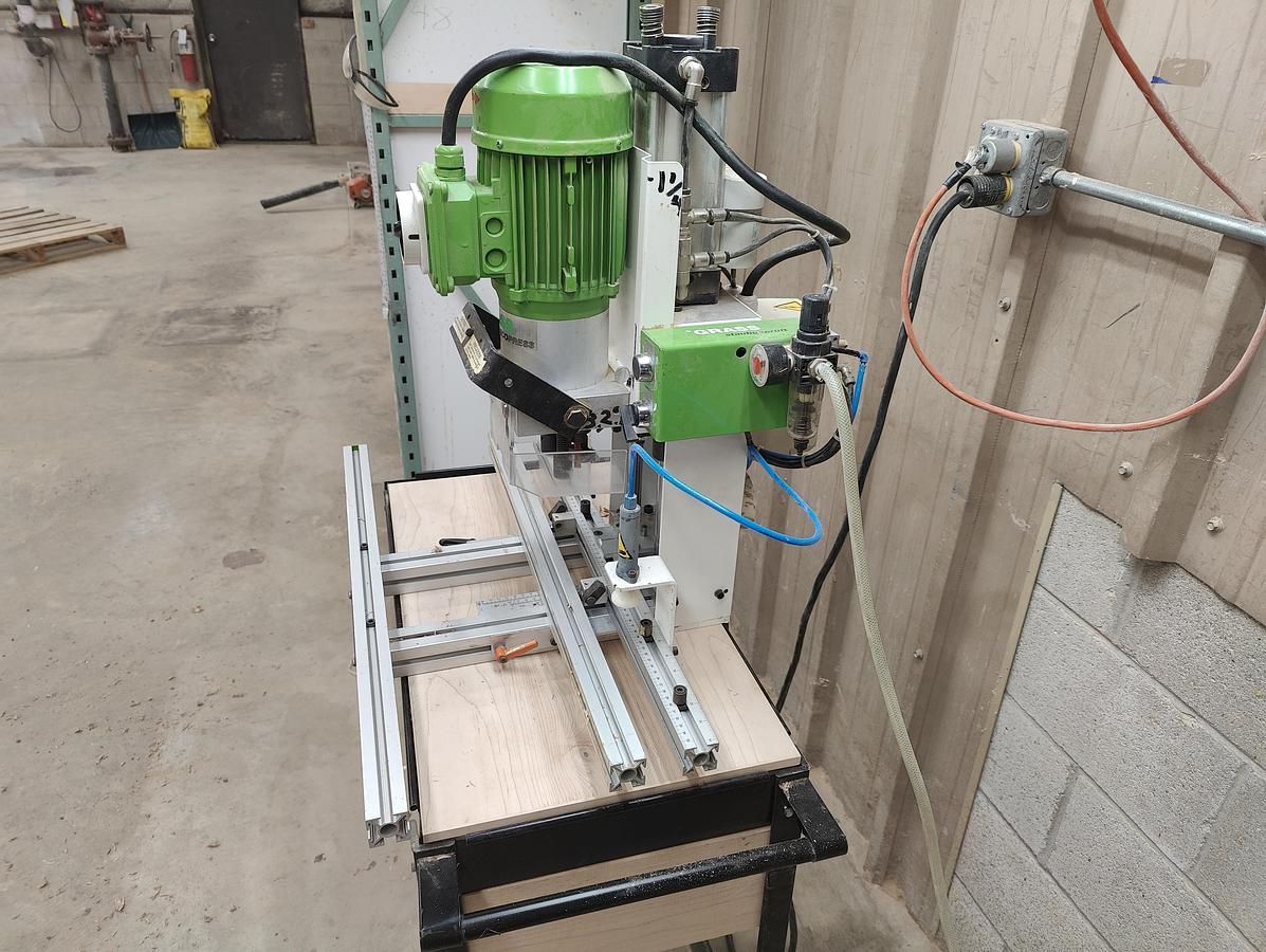 Used Grass Eco Press P Hinge Boring, Insertion Machine, 1998, 2HP, 220V, 3PH, Cleaned, Checked, Very Good Cond.