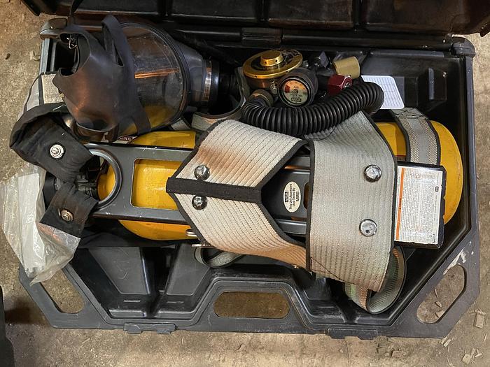 Used MSA AIR MASK KITS WITH TANKS