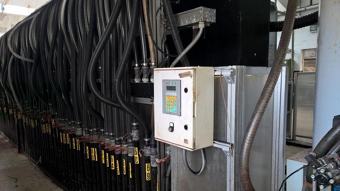 Used DYEING COLOUR KITCHEN 1995 COLOR SERVICE