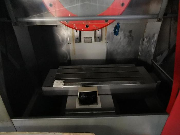 Gebraucht CNC Bearbeitungszentrum EMCO VMC 200