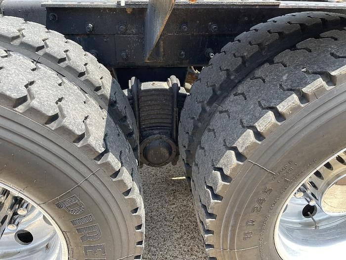 Used 2013 Mack Trucks, Incorporated CHU613