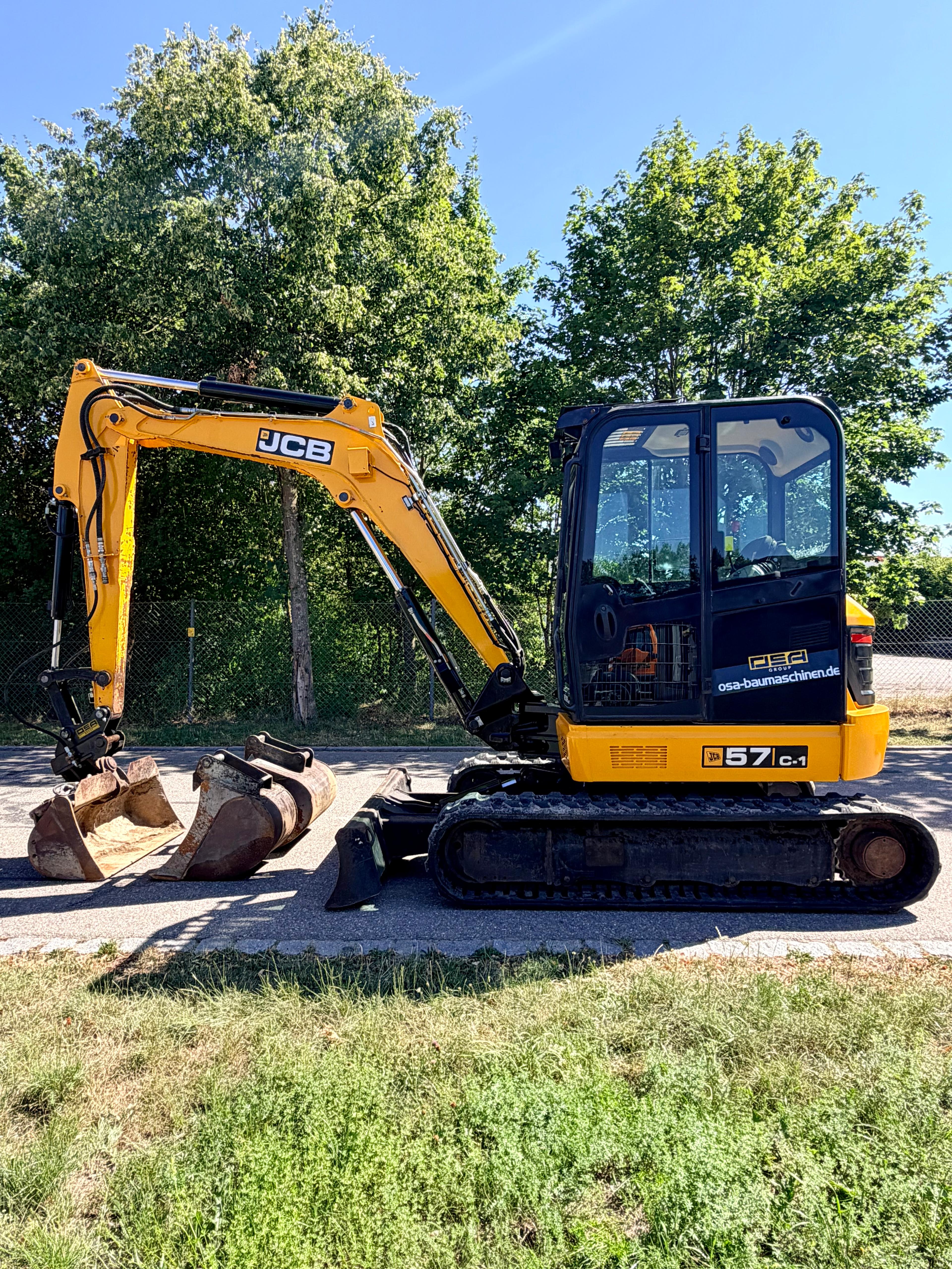 Gebraucht JCB 57C-1 inkl. Humusschaufel, 2x TL**NEUE KETTEN**