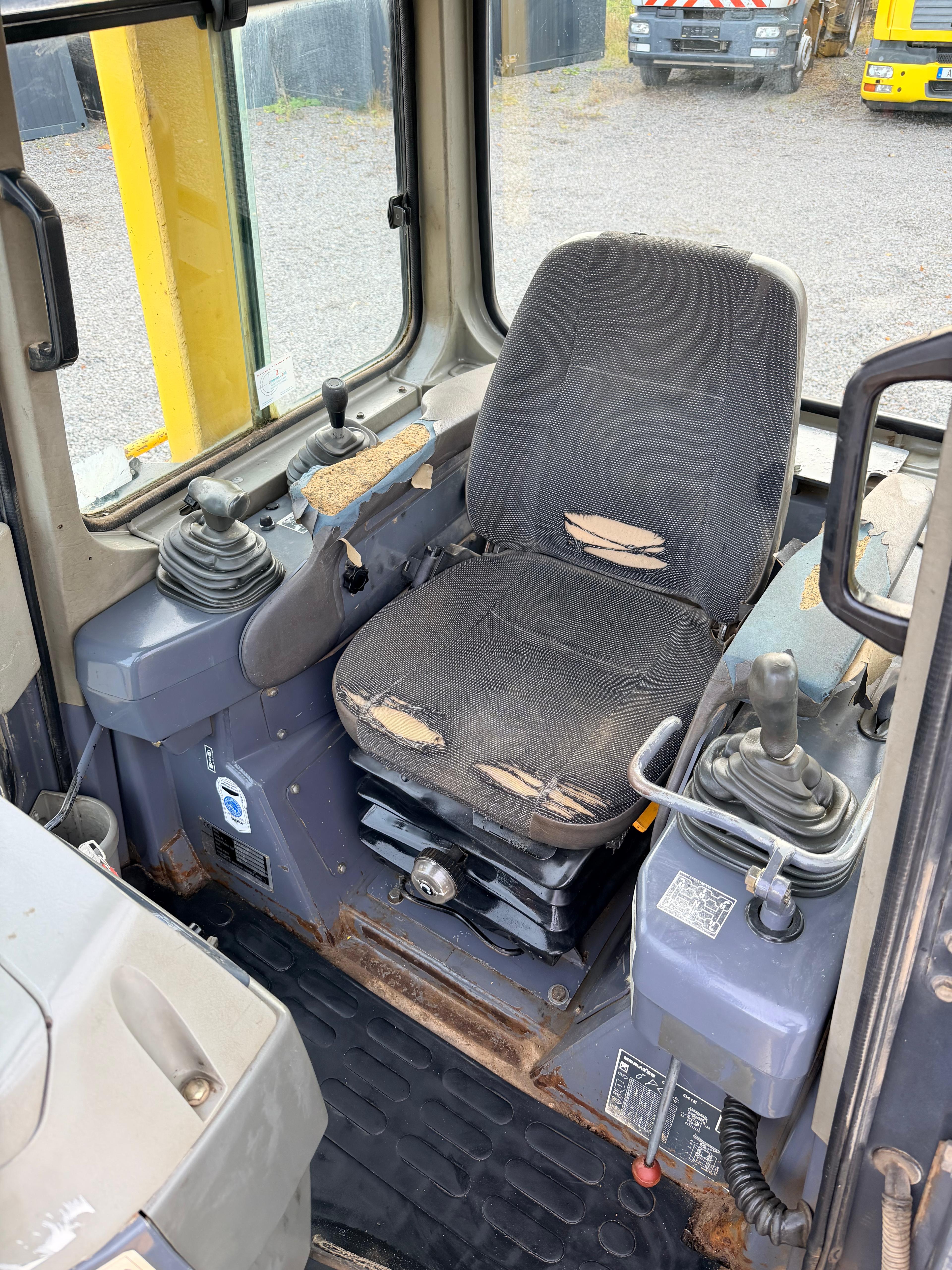 Gebraucht Komatsu D41P-6**6-Wegeschild**Klimaanlage**