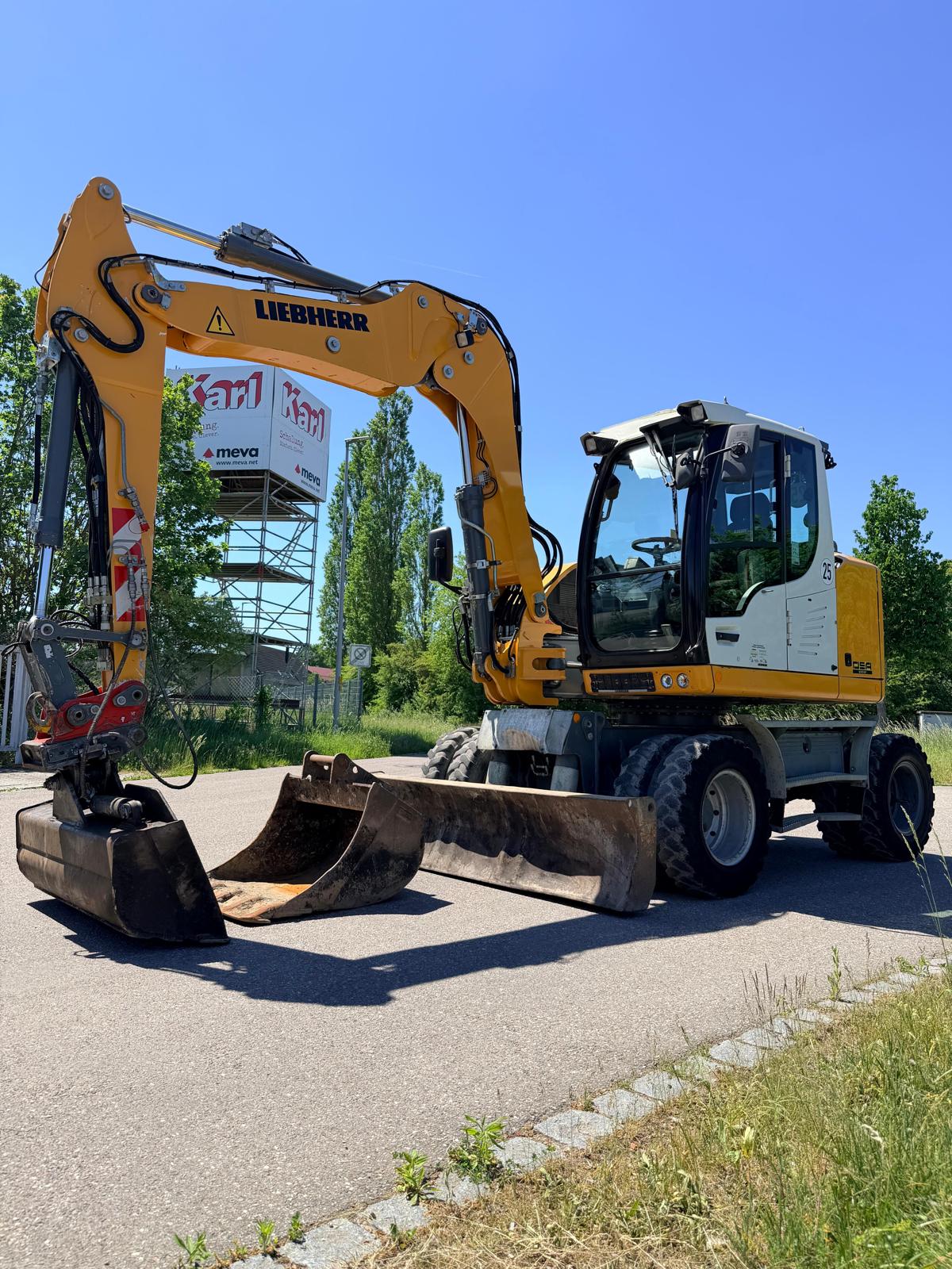 Gebraucht Liebherr A912 Compact**GRL, TL**Bj. 2018**ZSA**