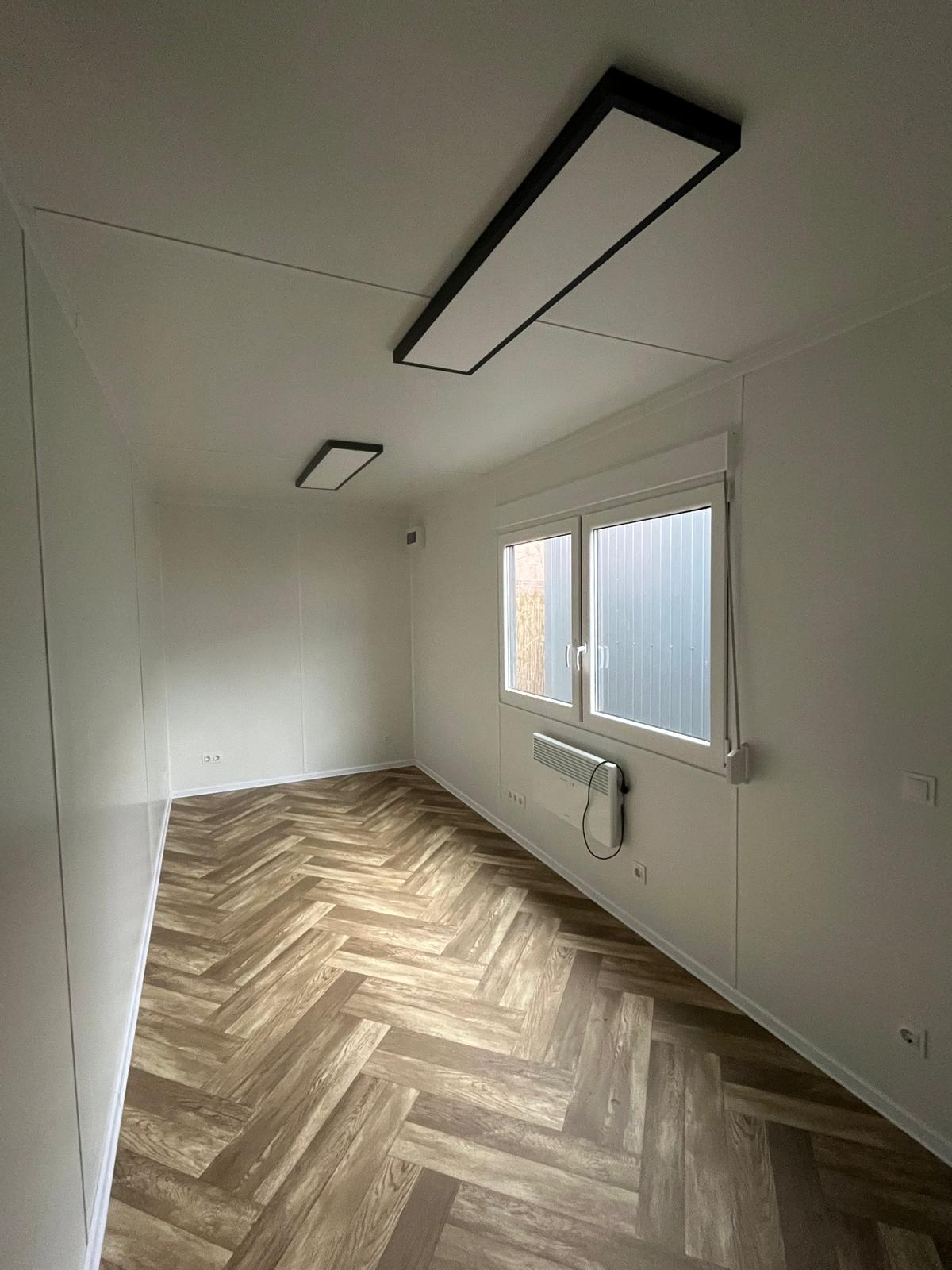 Standardcontainer 6x2,44 mit schönes Holzoptikboden