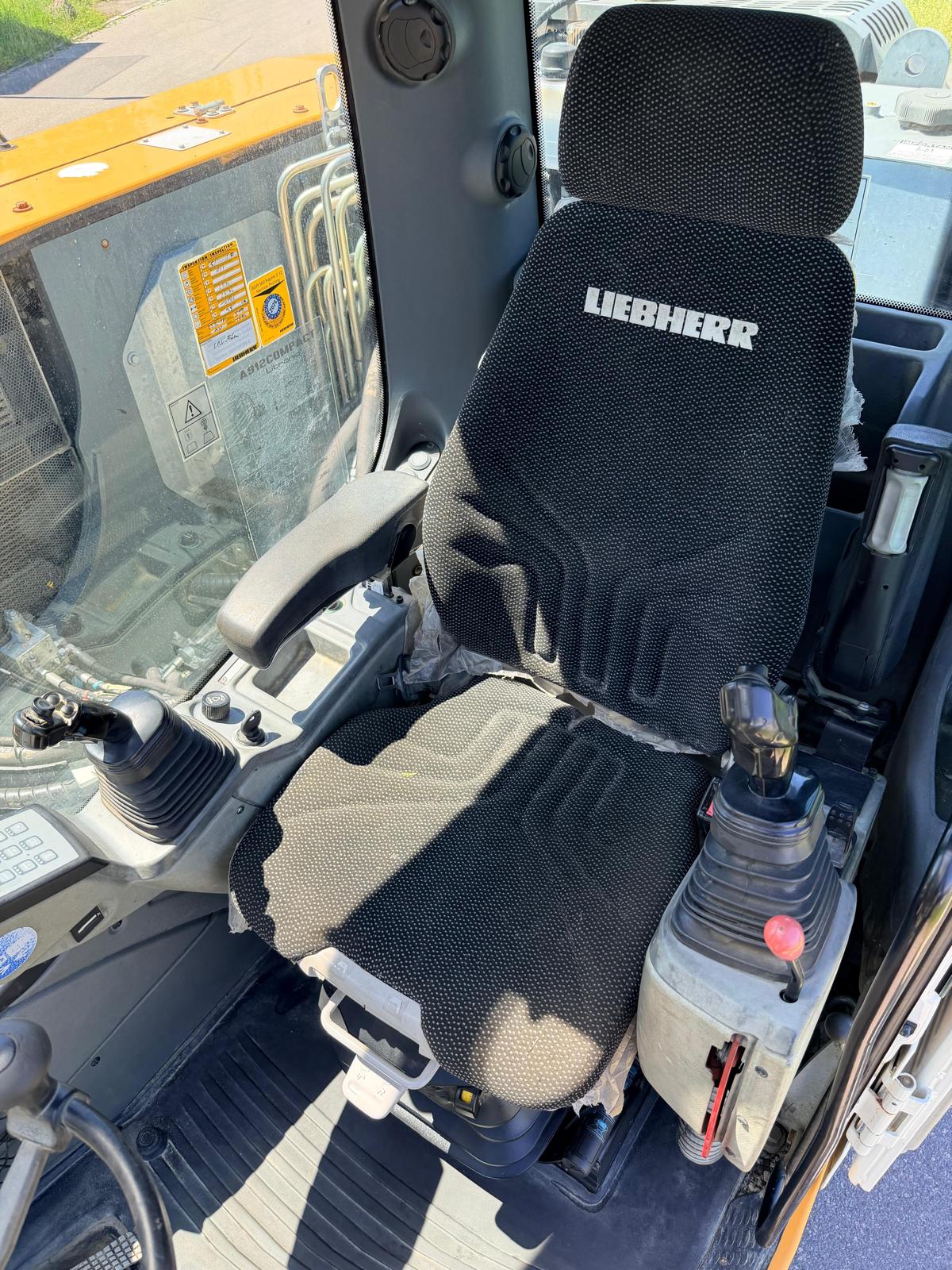 Gebraucht Liebherr A912 Compact**GRL, TL**Bj. 2018**ZSA**
