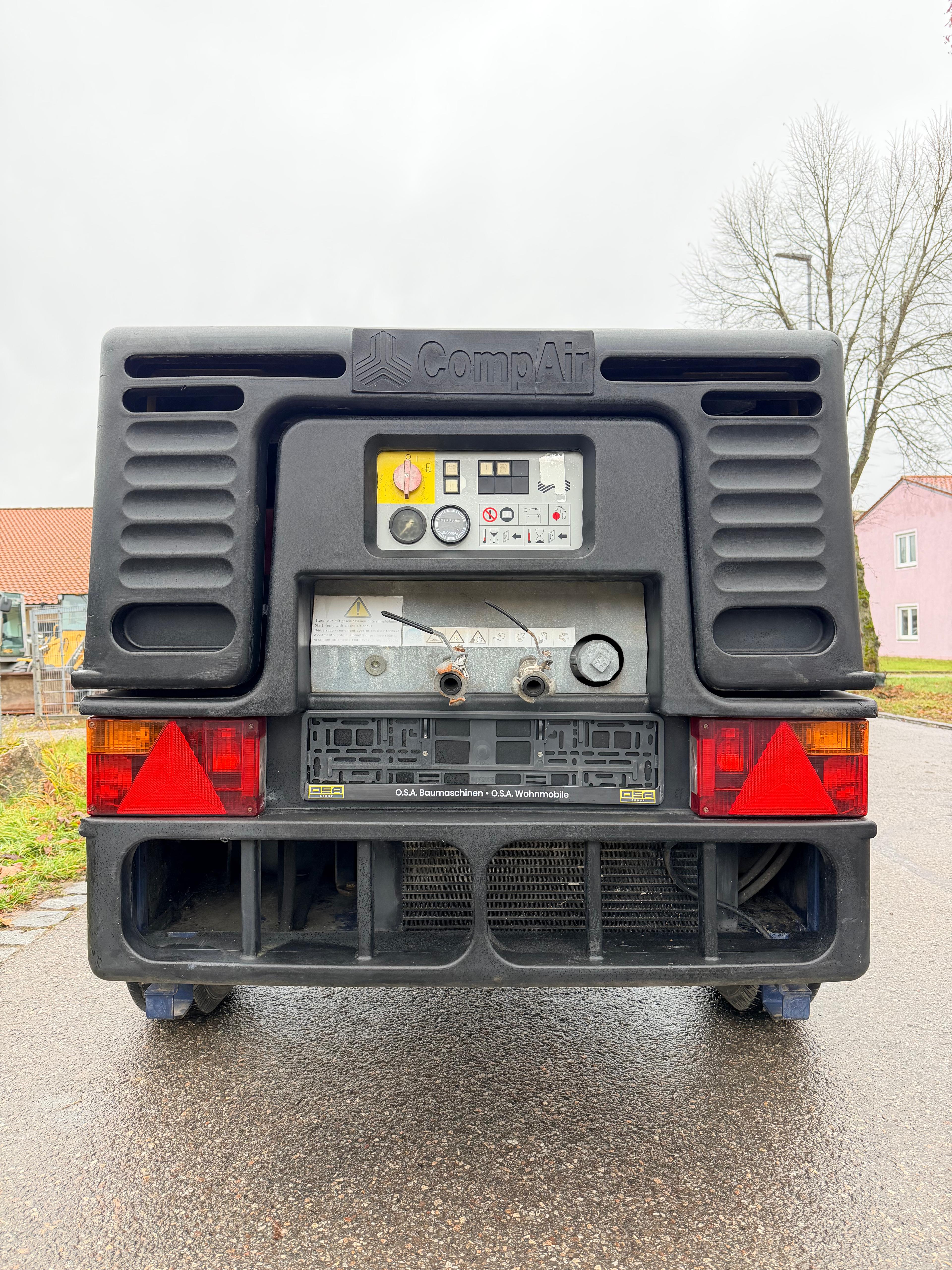 Gebraucht Kompressor mit Aggregat CompAir DLT0703