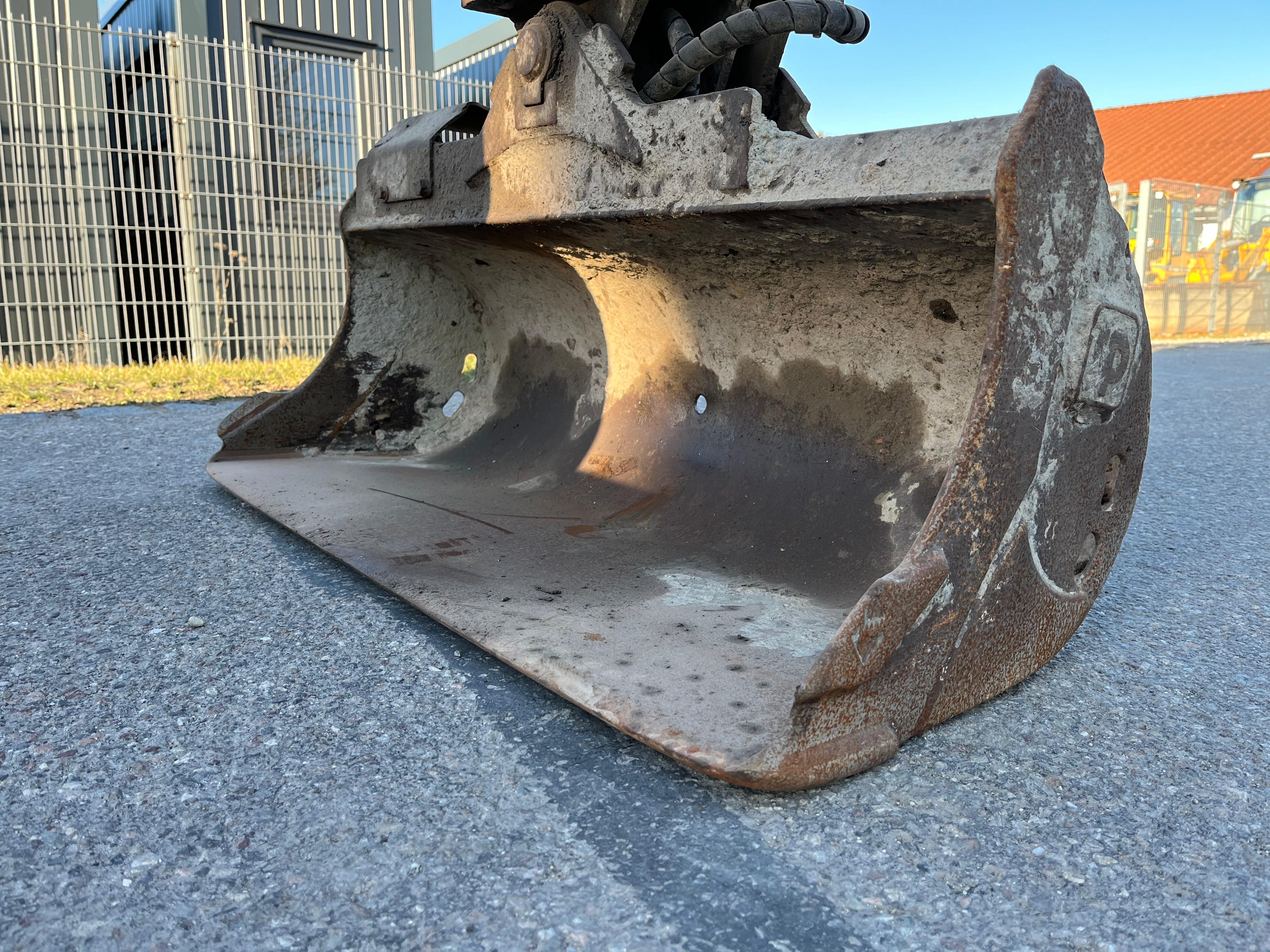 Gebraucht Hitachi ZX22U-2 YLR**Bj. 2010**3.446 Std.**