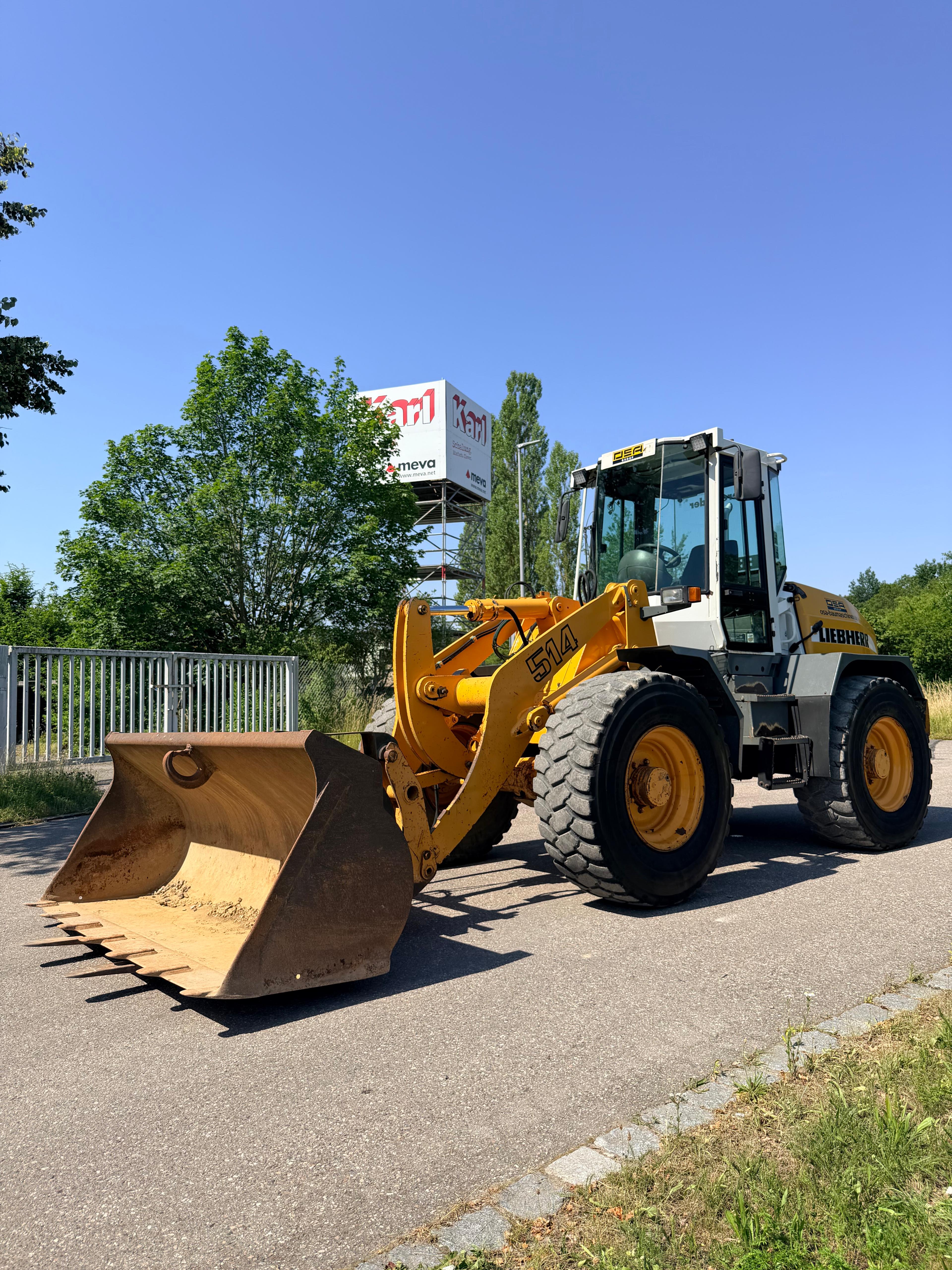 Gebraucht Liebherr L514 inkl. Schaufel und Palettengabel