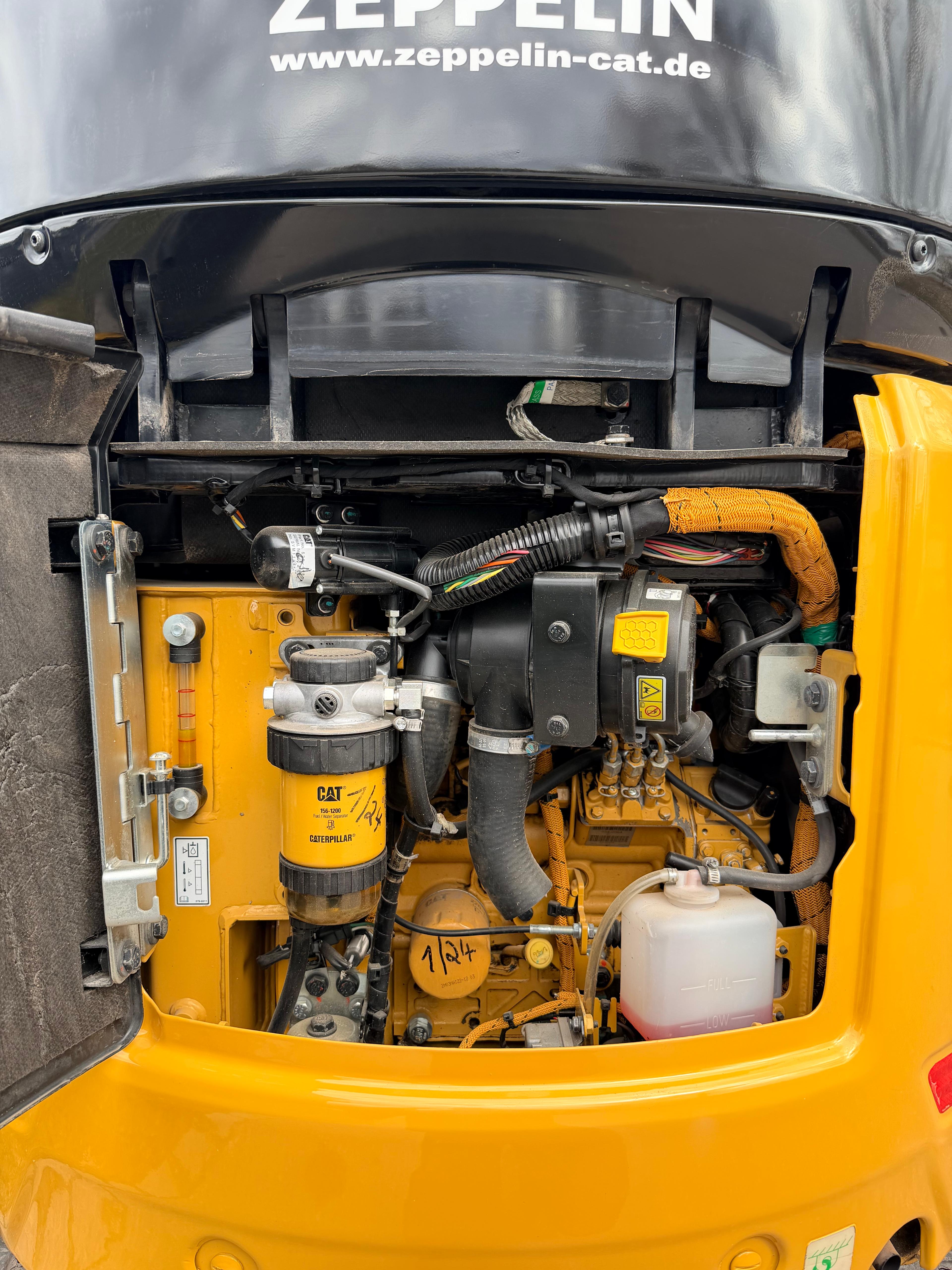 Gebraucht CAT 301.6**2.343 h**inkl. Humusschaufel