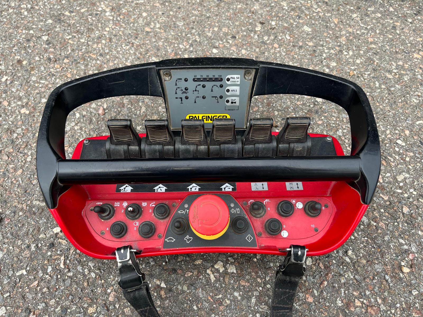 Gebraucht MAN TGM 18.280 mit Palfinger Kran, Funk, Greifer