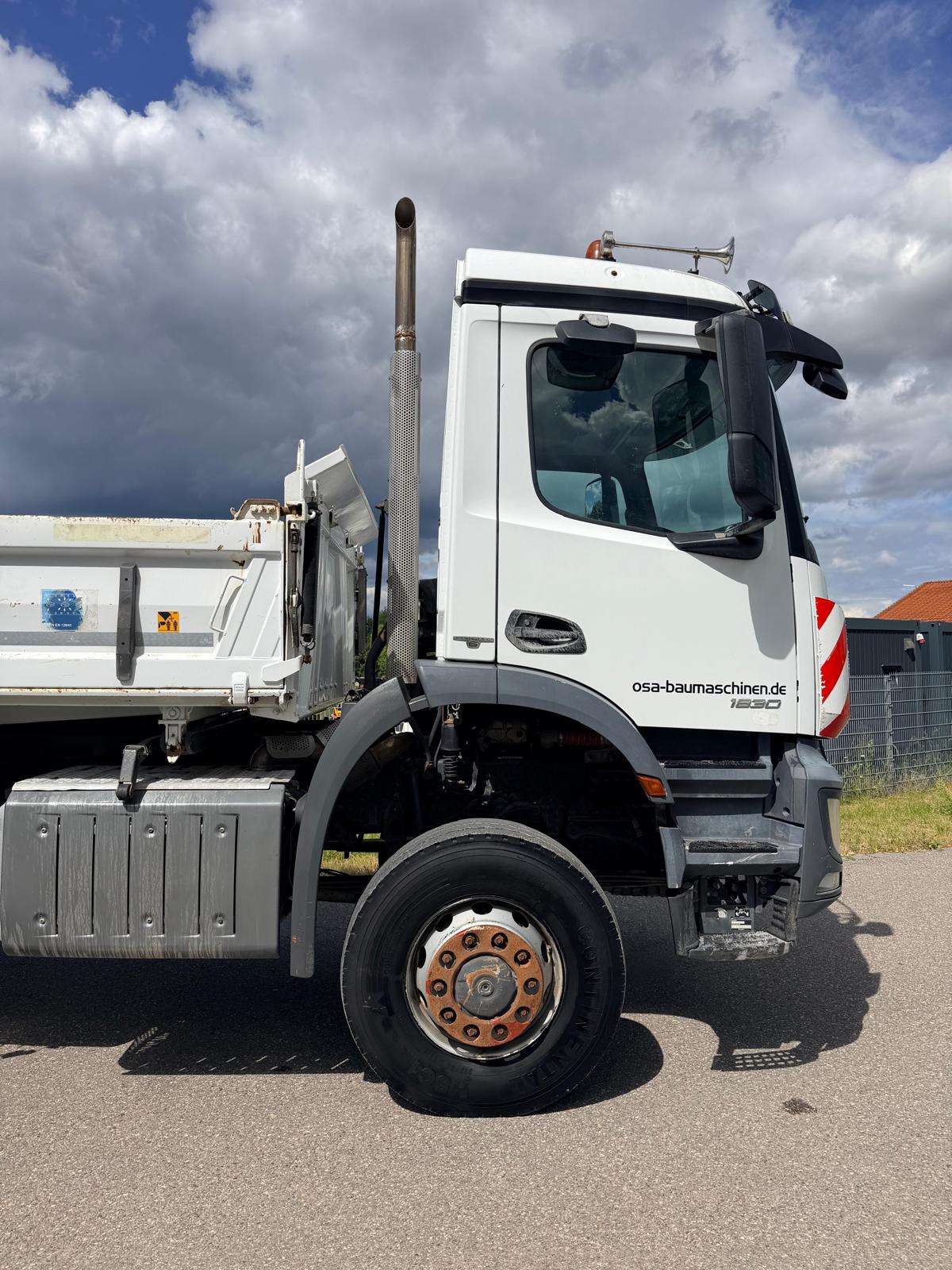 Gebraucht Mercedes-Benz Arocs 1830 4x4**88.989 km**