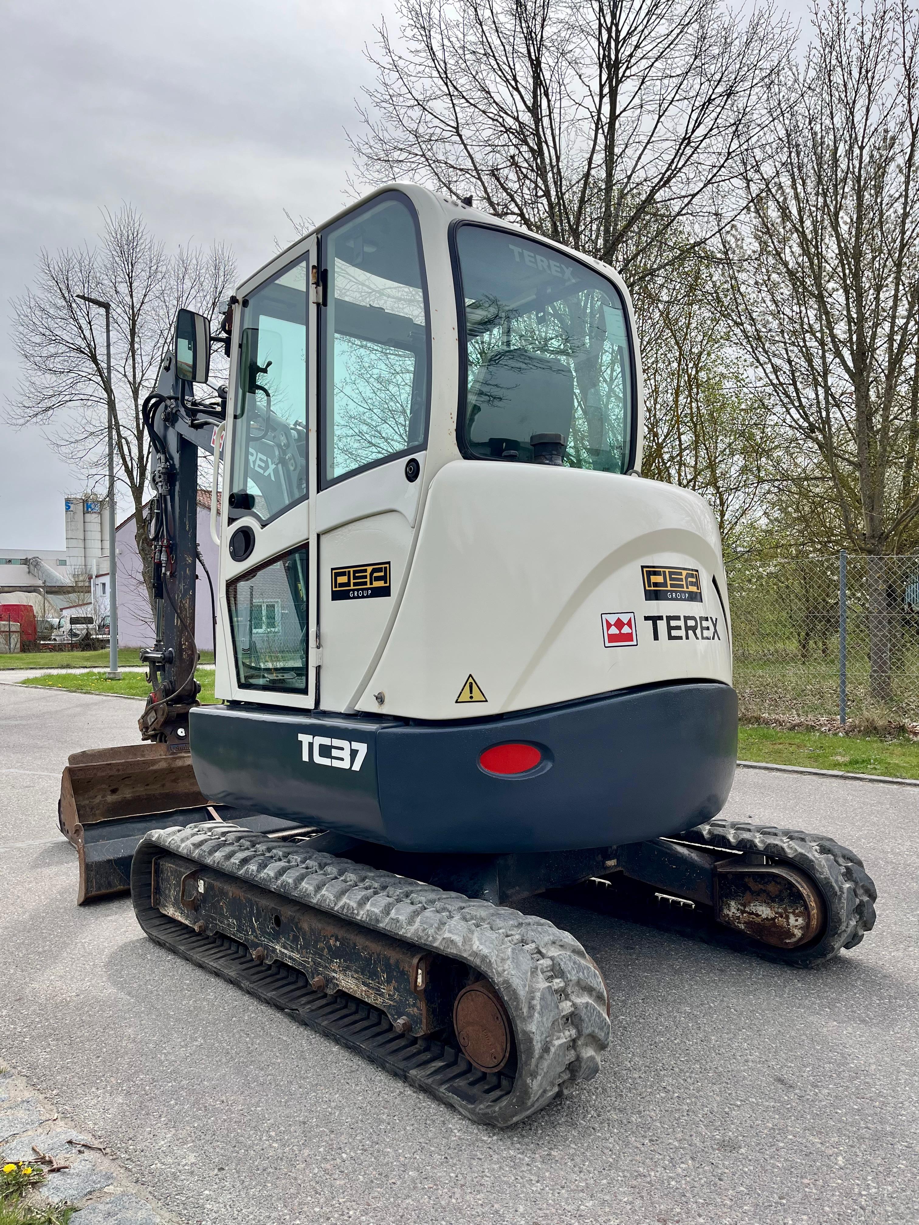 Gebraucht Terex TC 37 inkl. Humusschaufel, Tieflöffel
