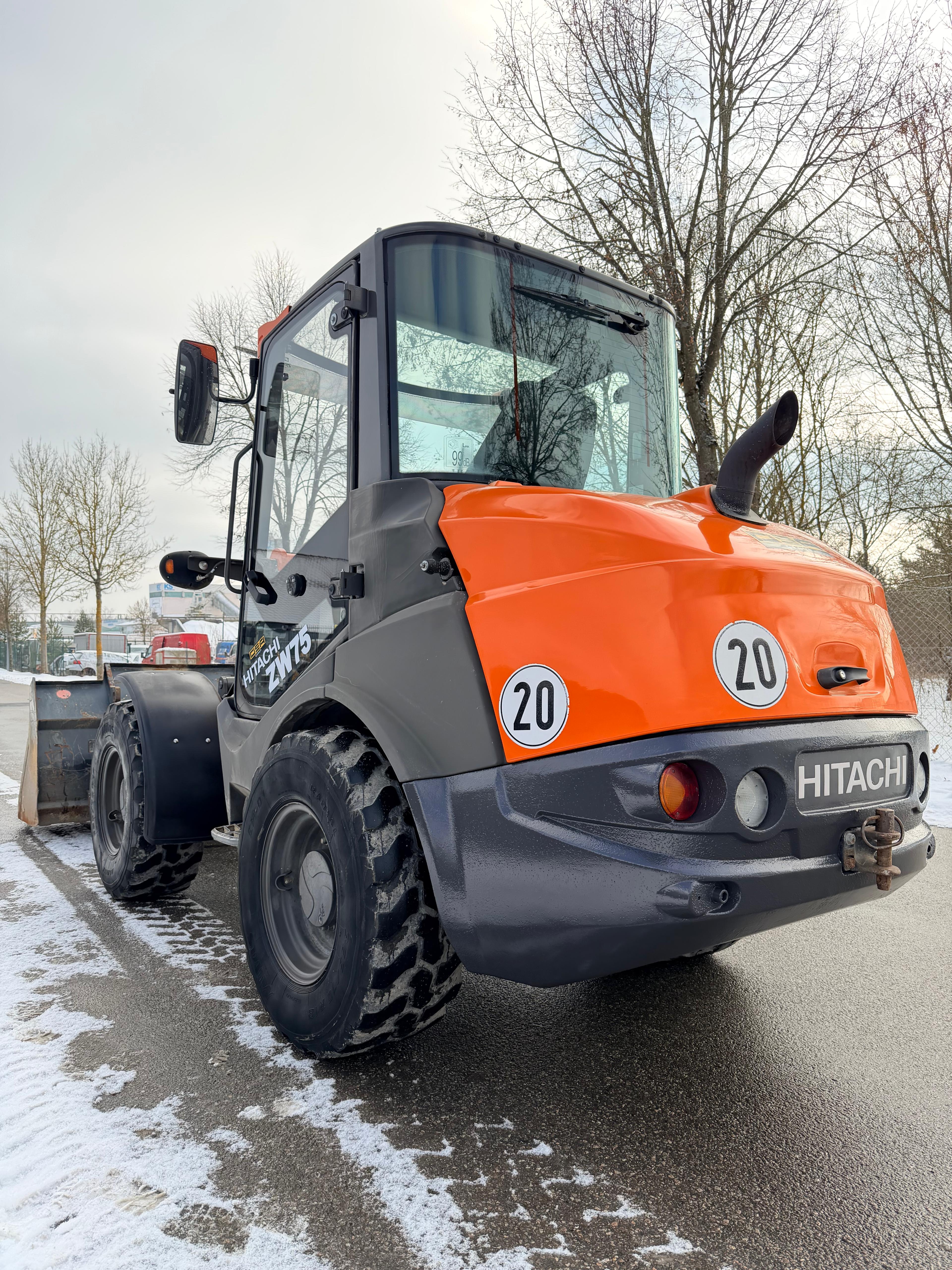 Gebraucht Hitachi ZW75 **TOP Zustand!**