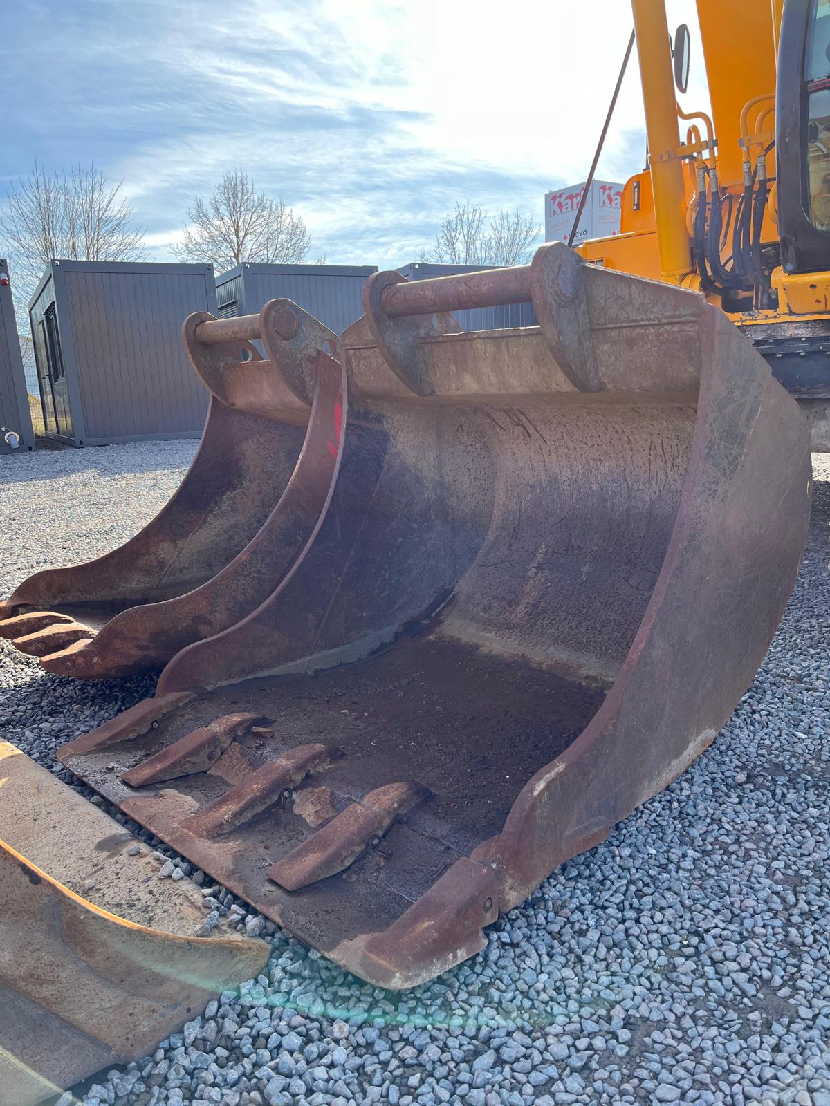 Gebraucht JCB JS 220 L** HS, 2x TL**