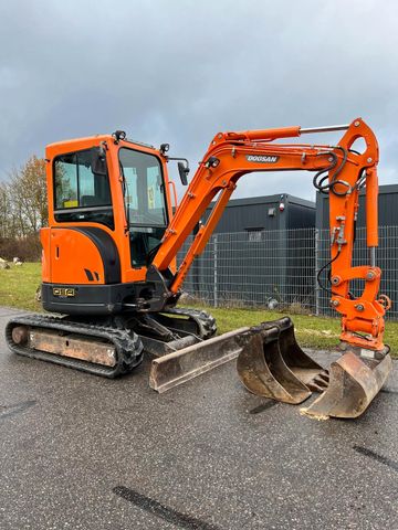 Gebraucht Doosan DX 27 Z**Powertilt**Löffelpaket**2.022 Std.!
