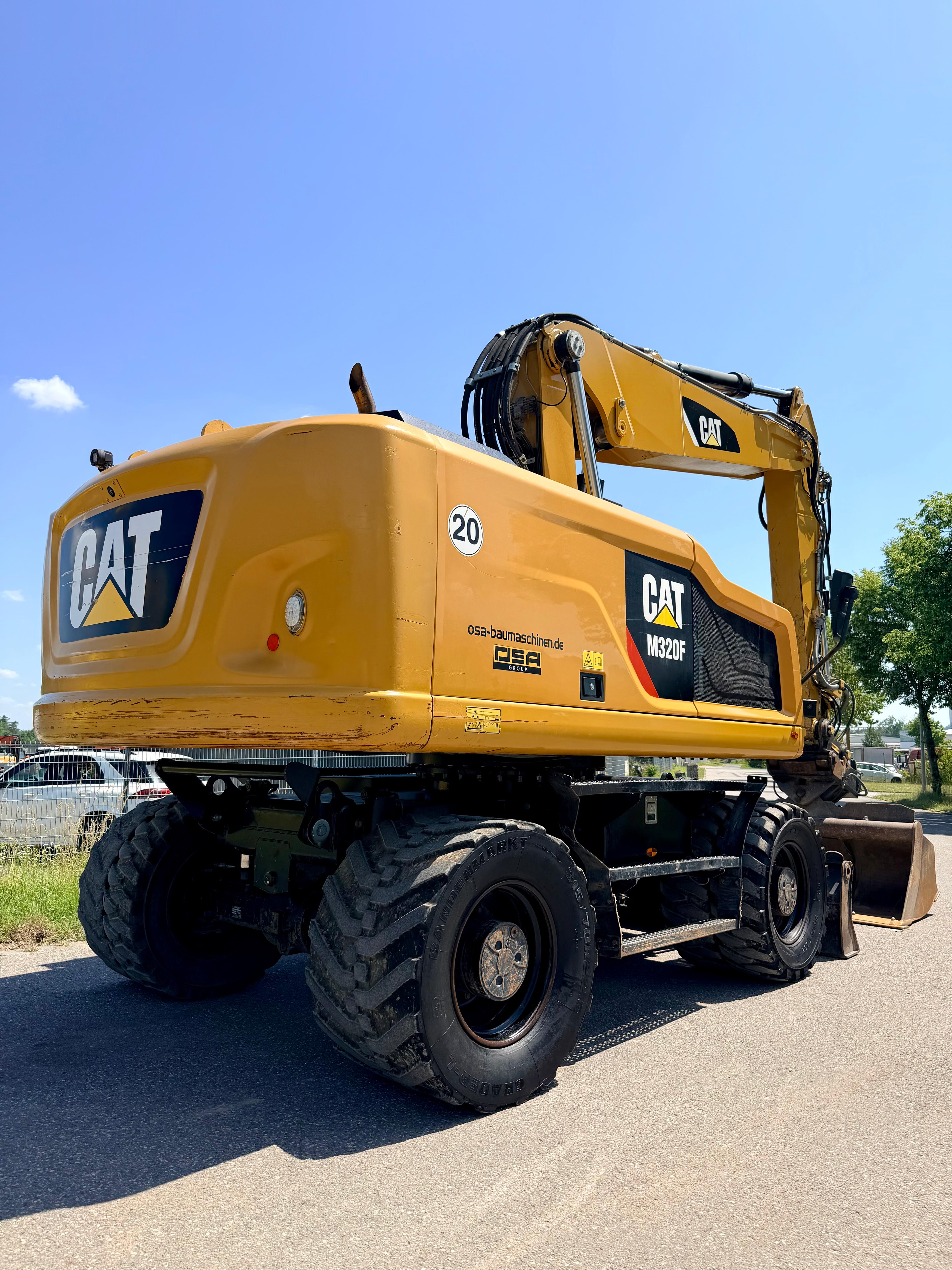Gebraucht CAT M320F inkl. Grabenräumlöffel