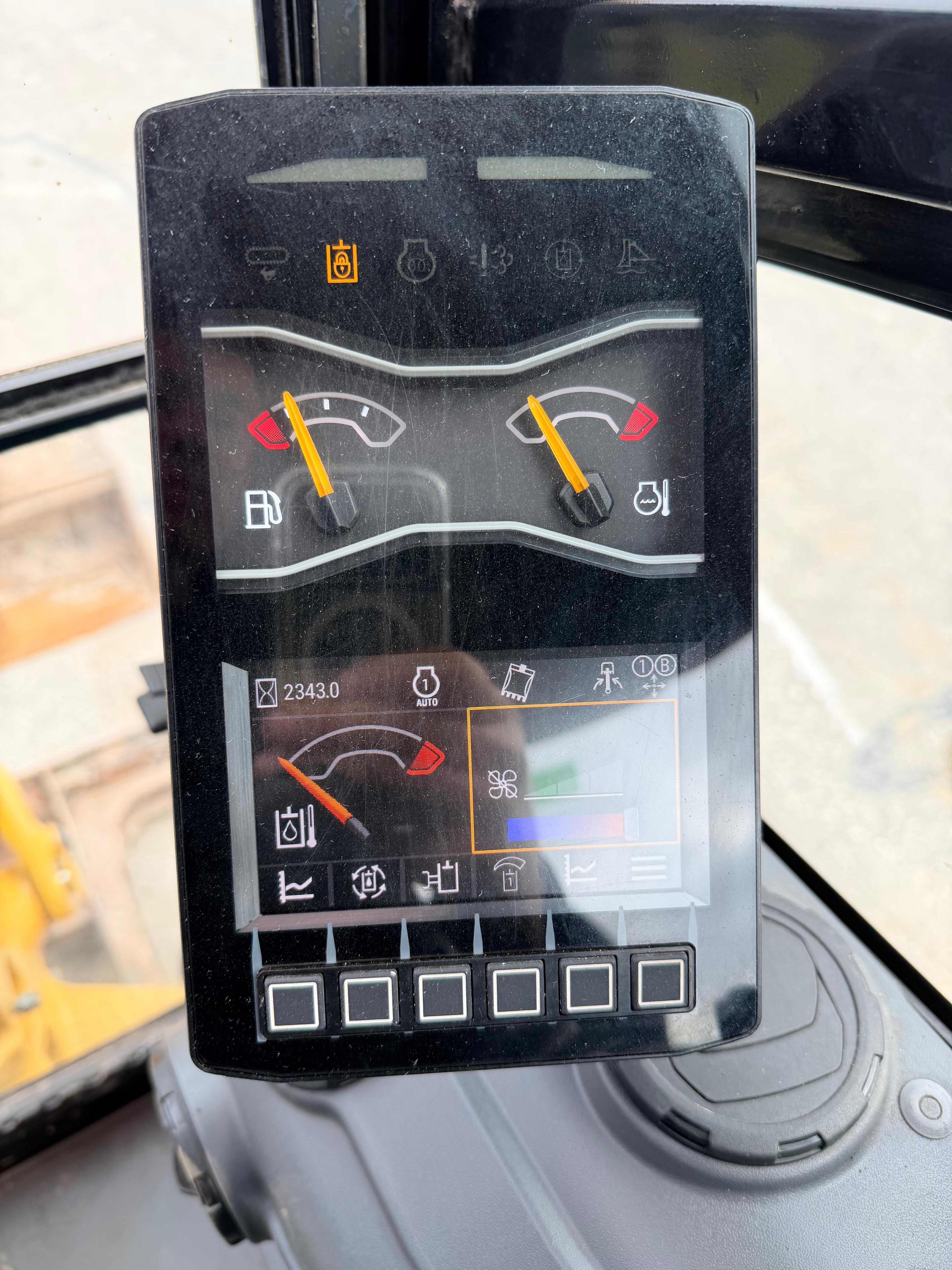 Gebraucht CAT 301.6**2.343 h**inkl. Humusschaufel