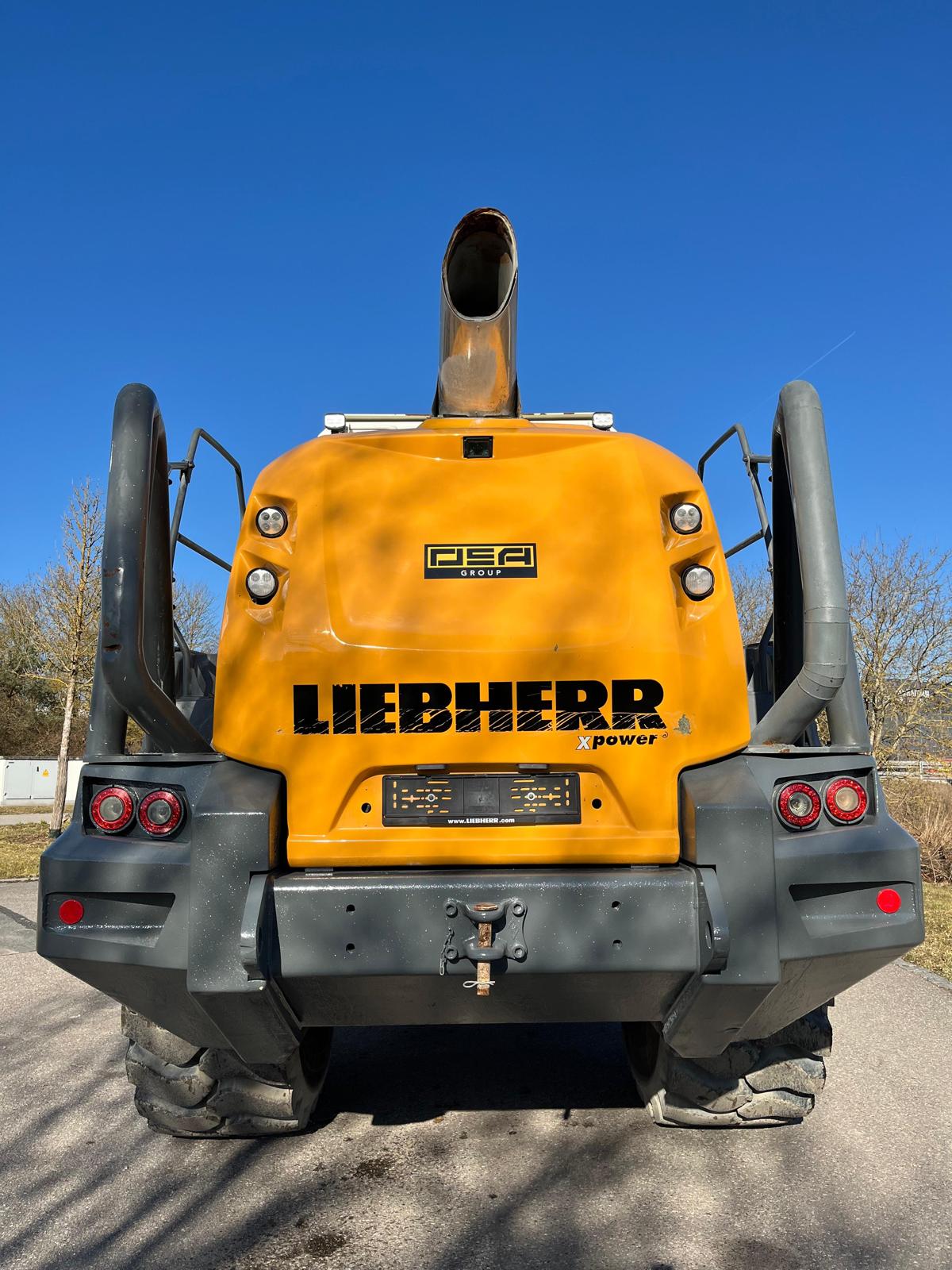 Gebraucht Liebherr L556 X-Power *5.040 h* inkl. Schaufel und Gabel