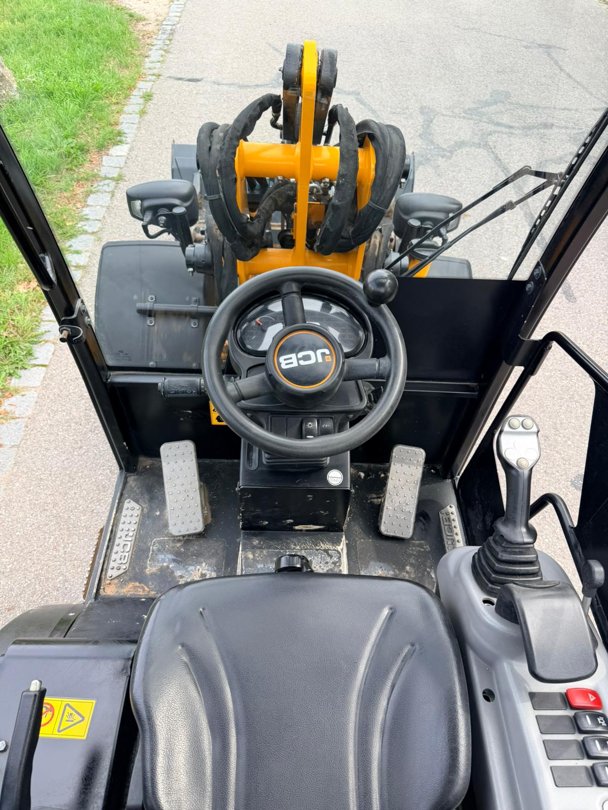 Gebraucht JCB 403**611 h**Schaufel und Palattengabel