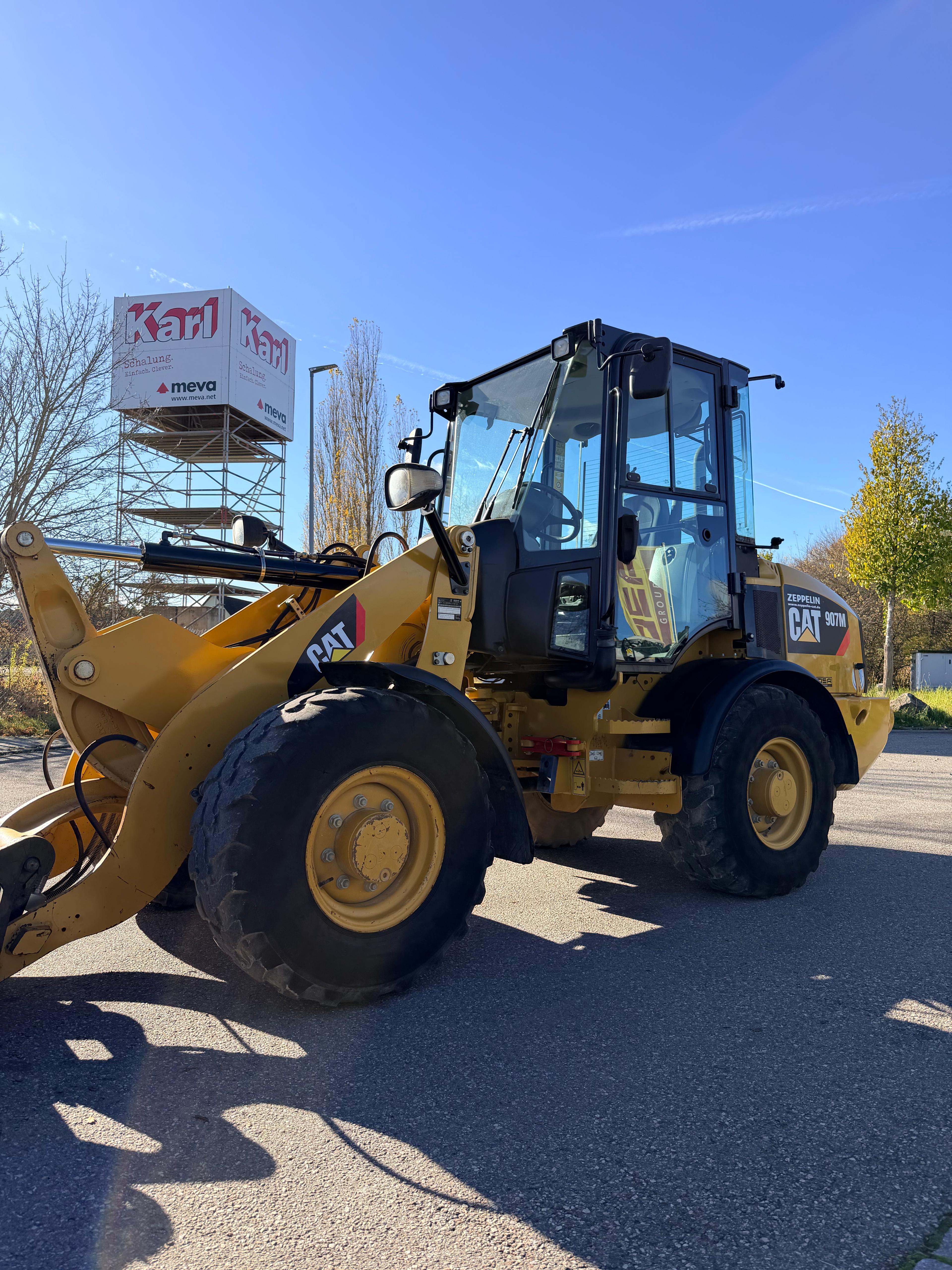 Gebraucht CAT 907M**2.146 h**
