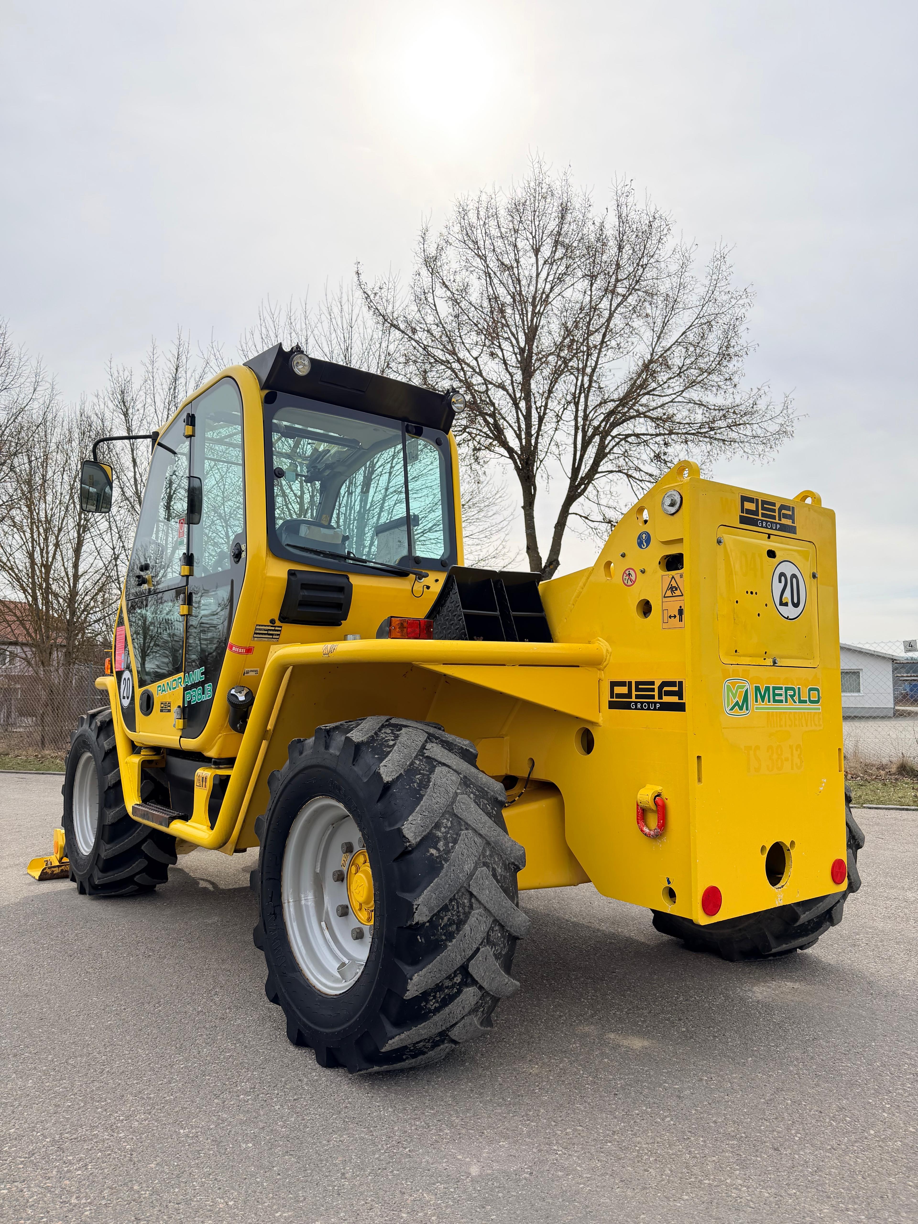 Gebraucht Merlo P38.13**2.944 h**13 m**Niveauregulierung