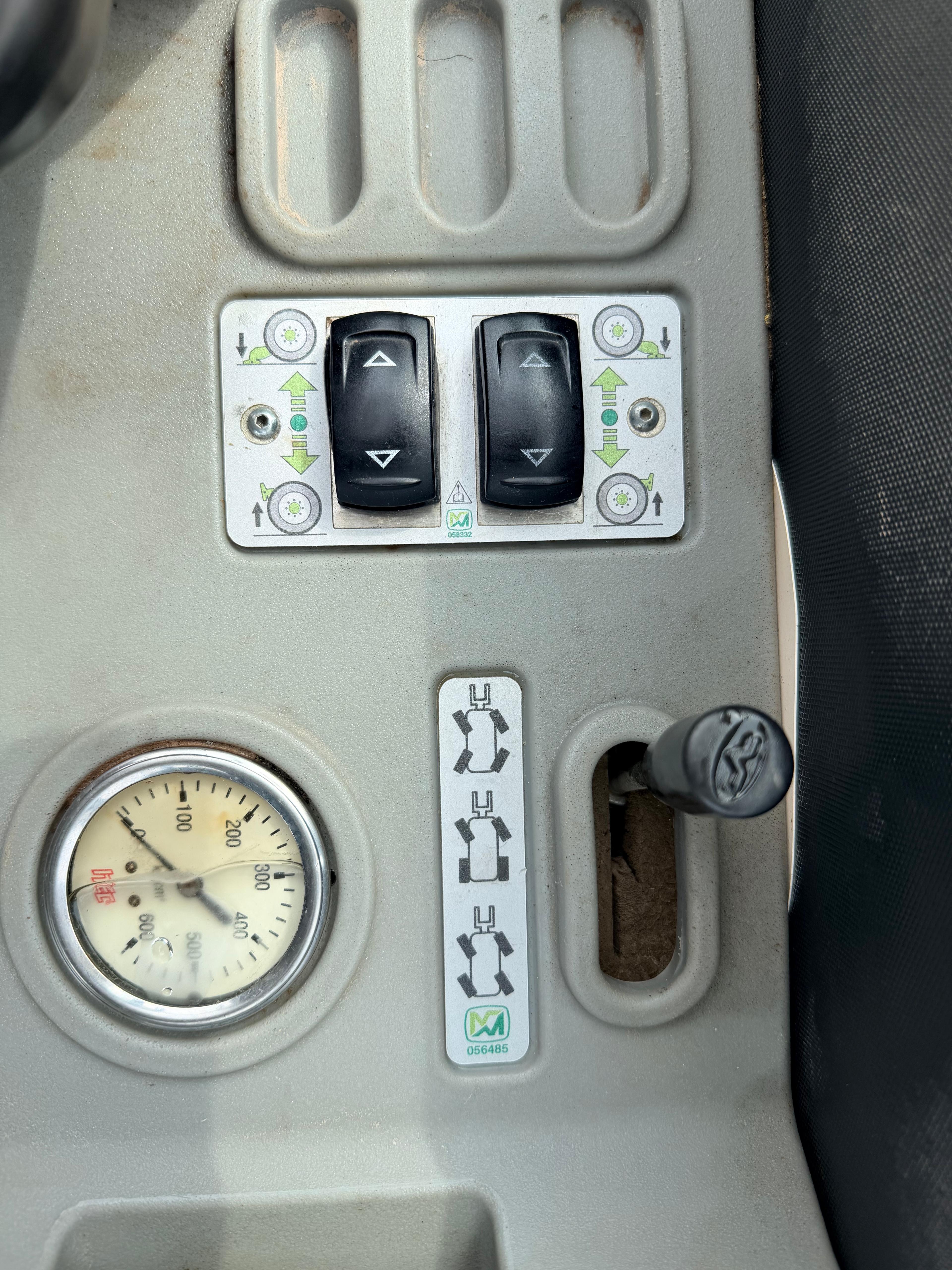 Gebraucht Merlo P38.13**2.944 h**13 m**Niveauregulierung