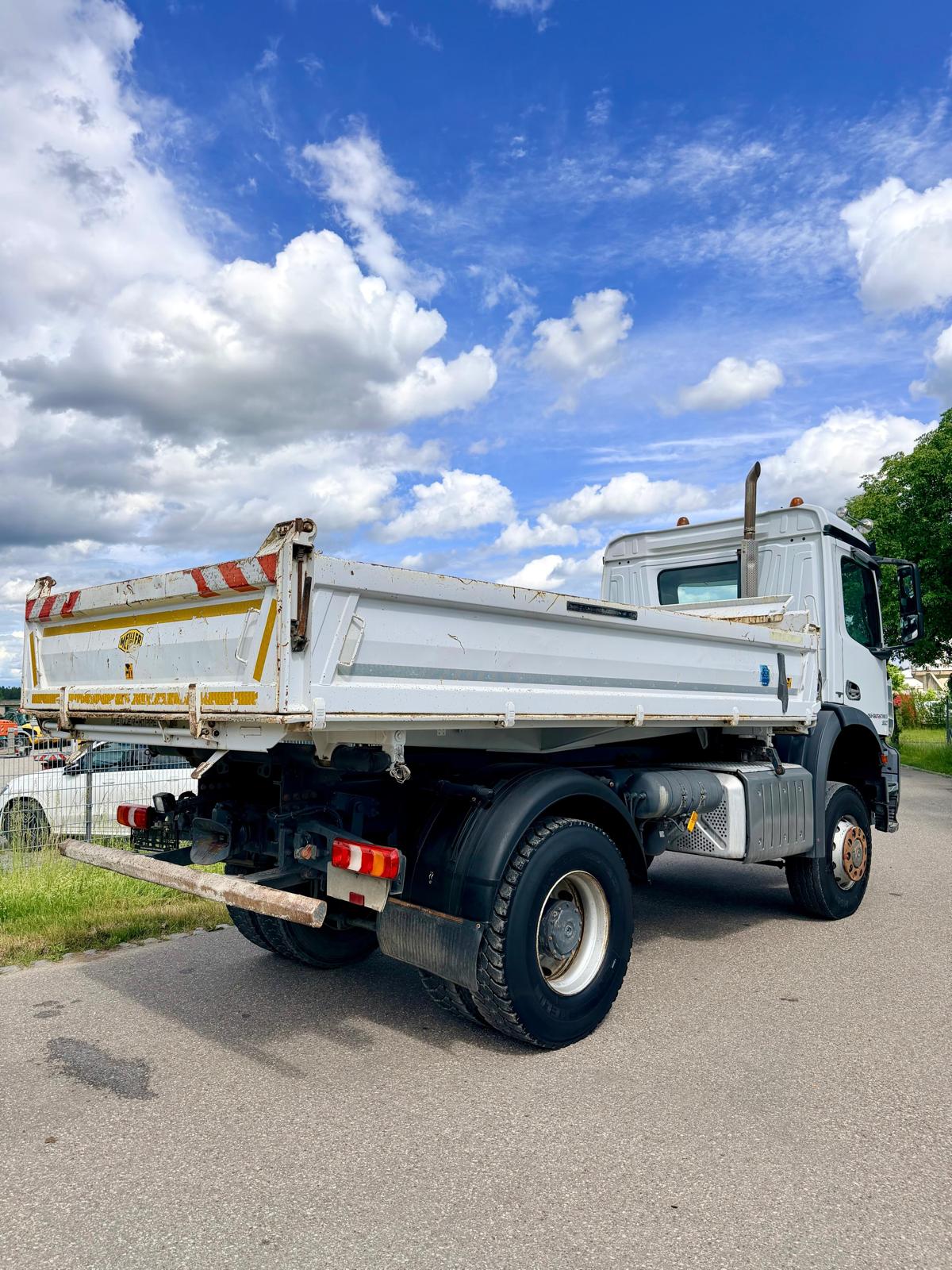 Gebraucht Mercedes-Benz Arocs 1830 4x4**88.989 km**
