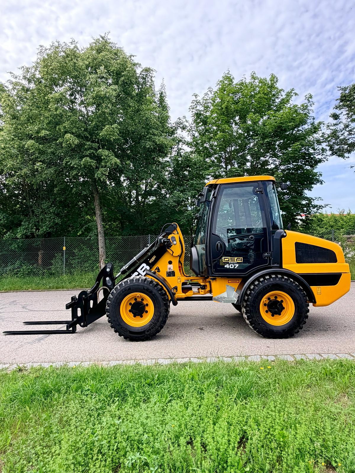 JCB 407 SV**NEU**ab 915€/mtl.