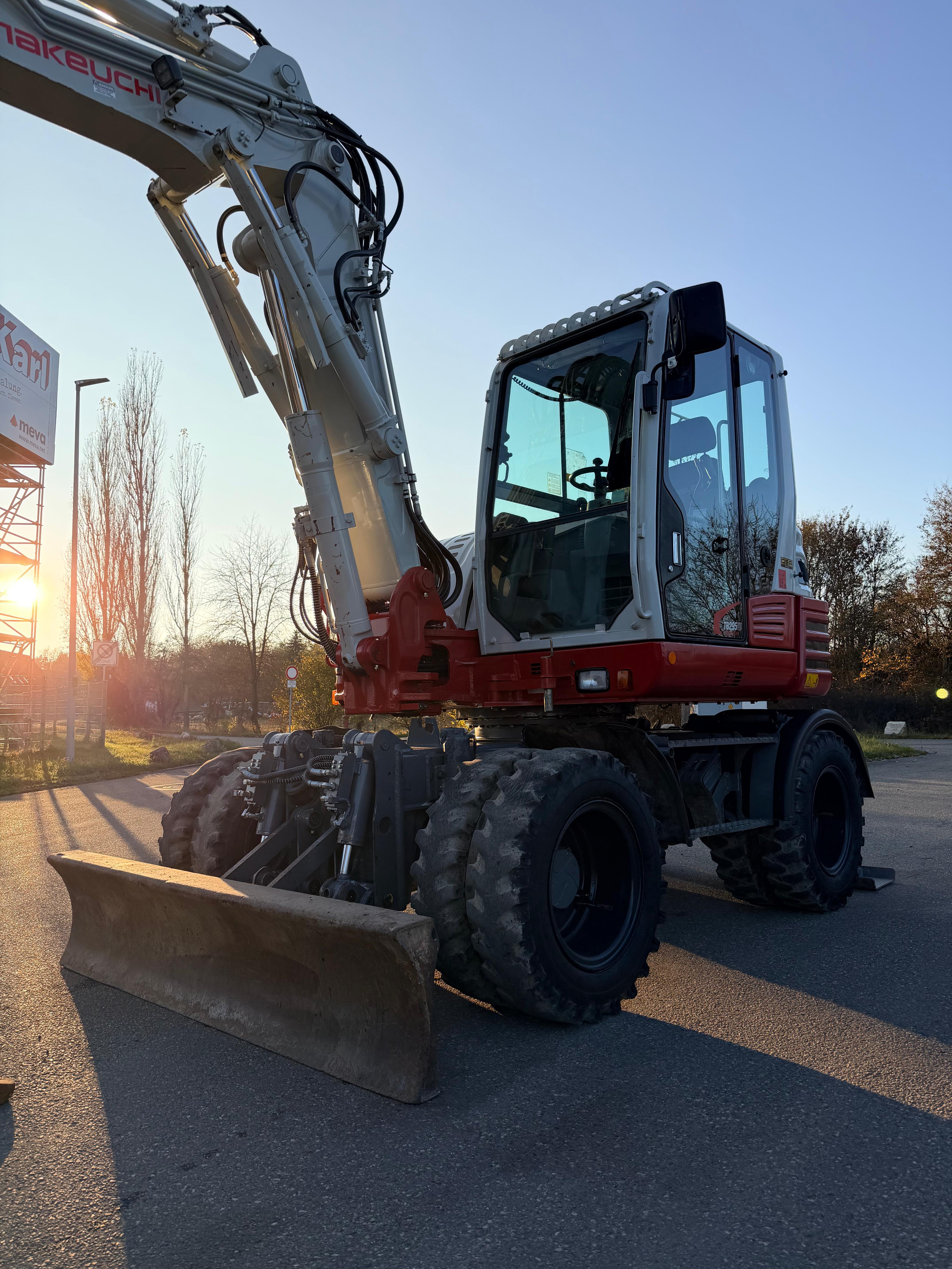 Gebraucht Takeuchi TB295W**Powertilt, Schild, Pratzen**