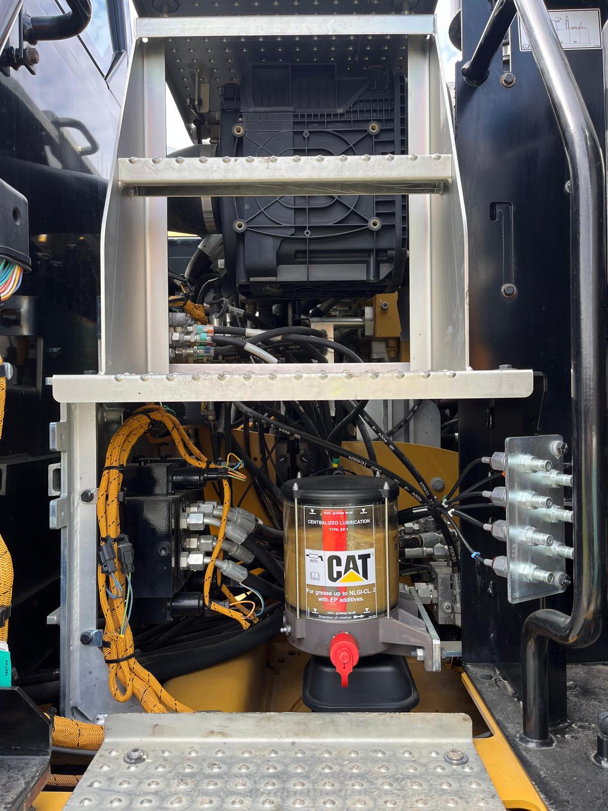 Gebraucht CAT M314F**Bj. 2019**Powertilt, 6x Anbaugeräte