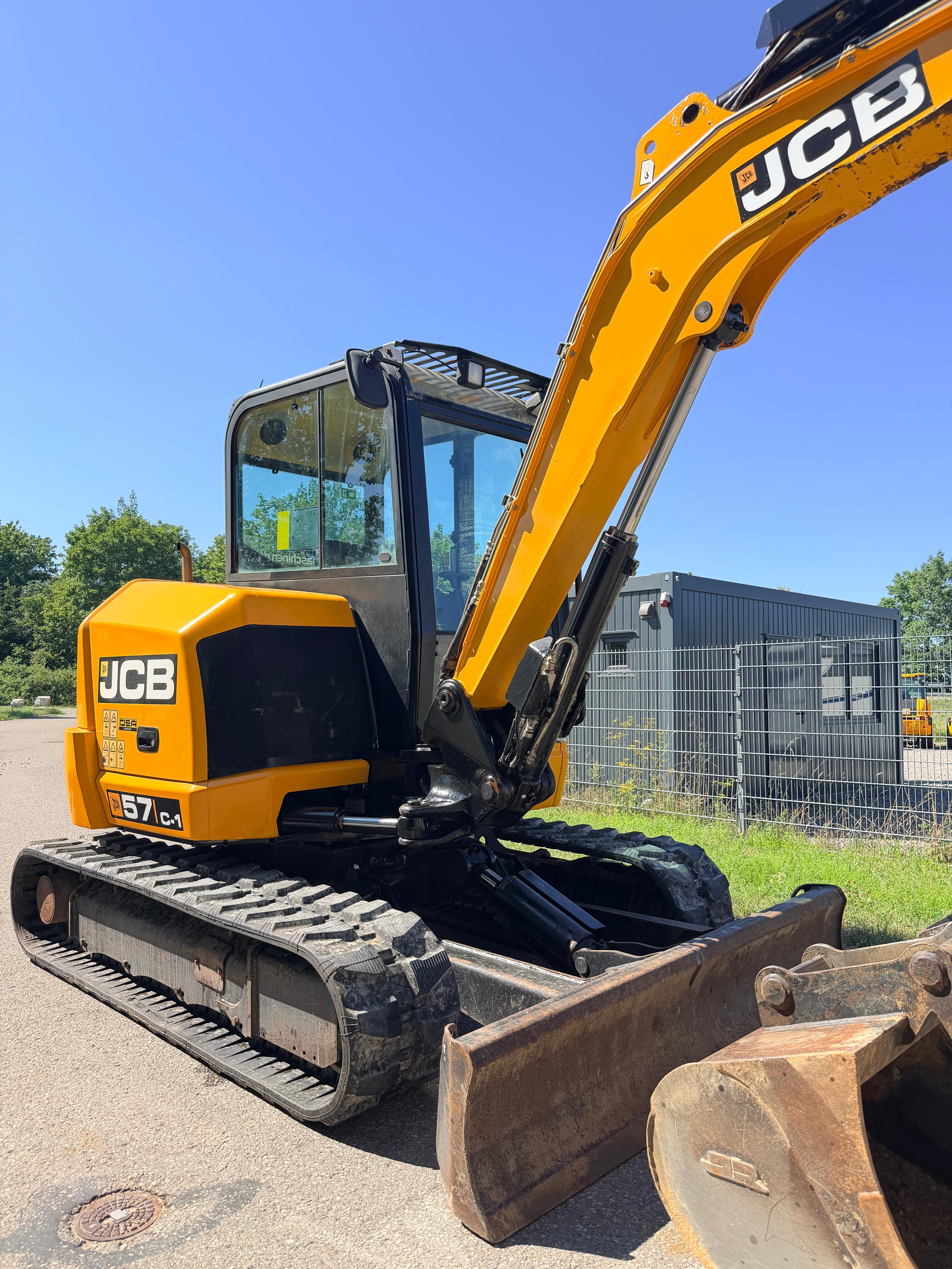 Gebraucht JCB 57C-1 inkl. Humusschaufel, 2x TL**NEUE KETTEN**