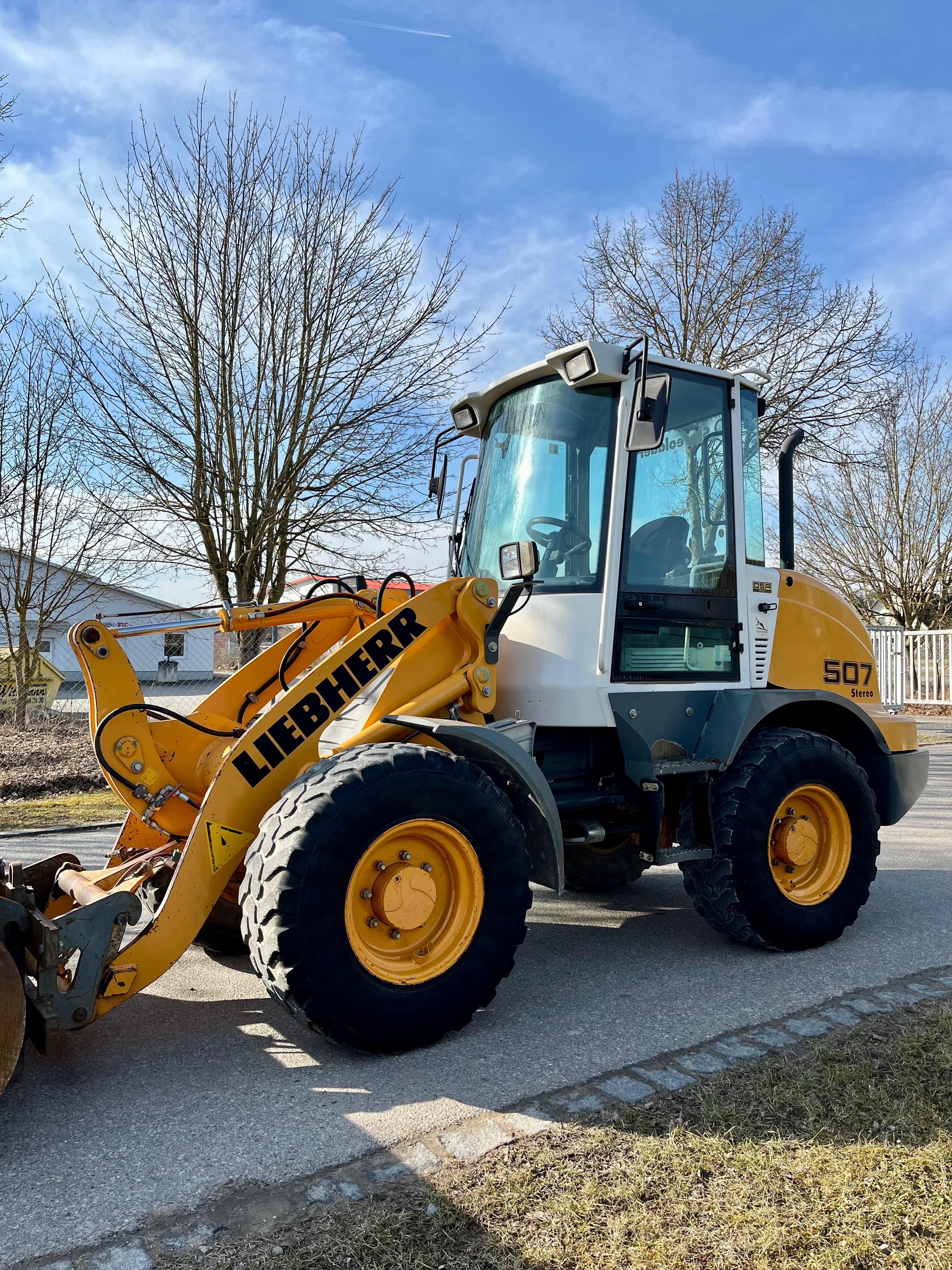 Gebraucht Liebherr L507 Stereo inkl. Schaufel und Gabel