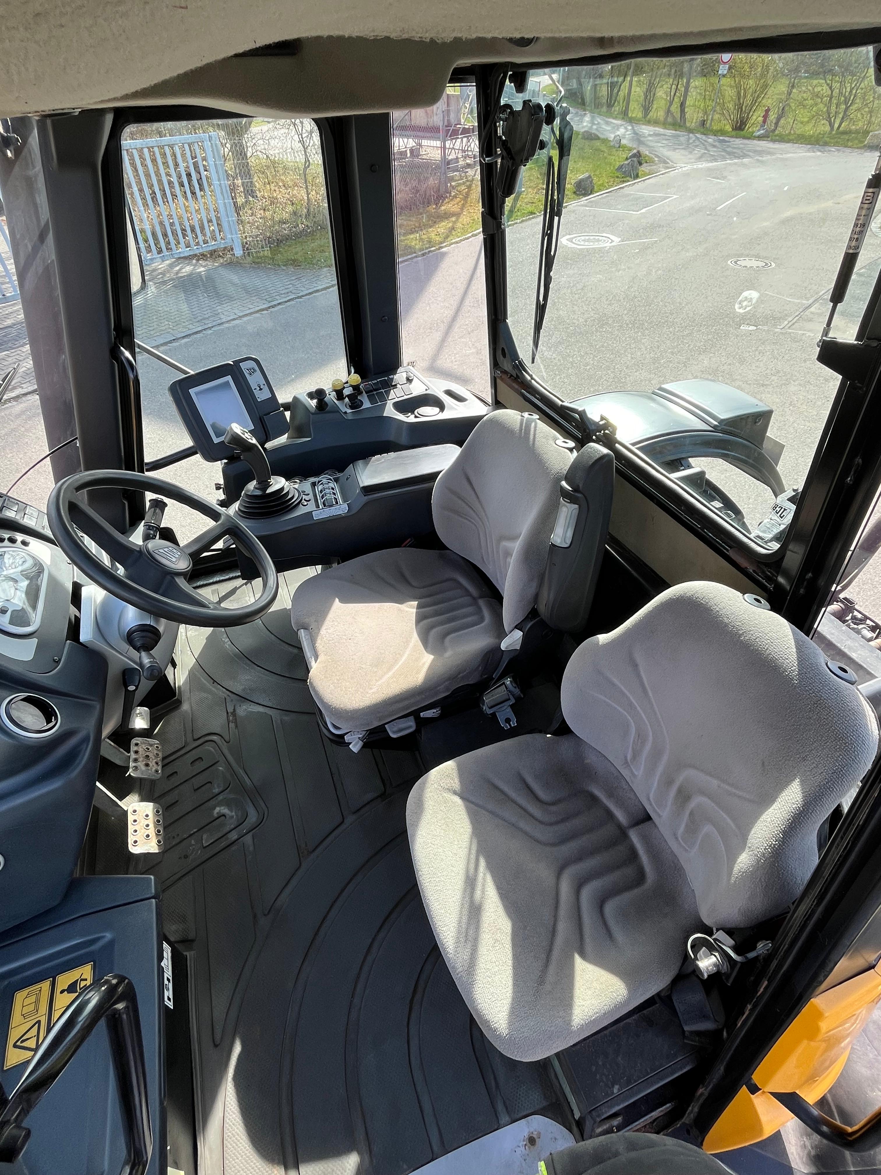 Gebraucht JCB Fastrac HMV 3230