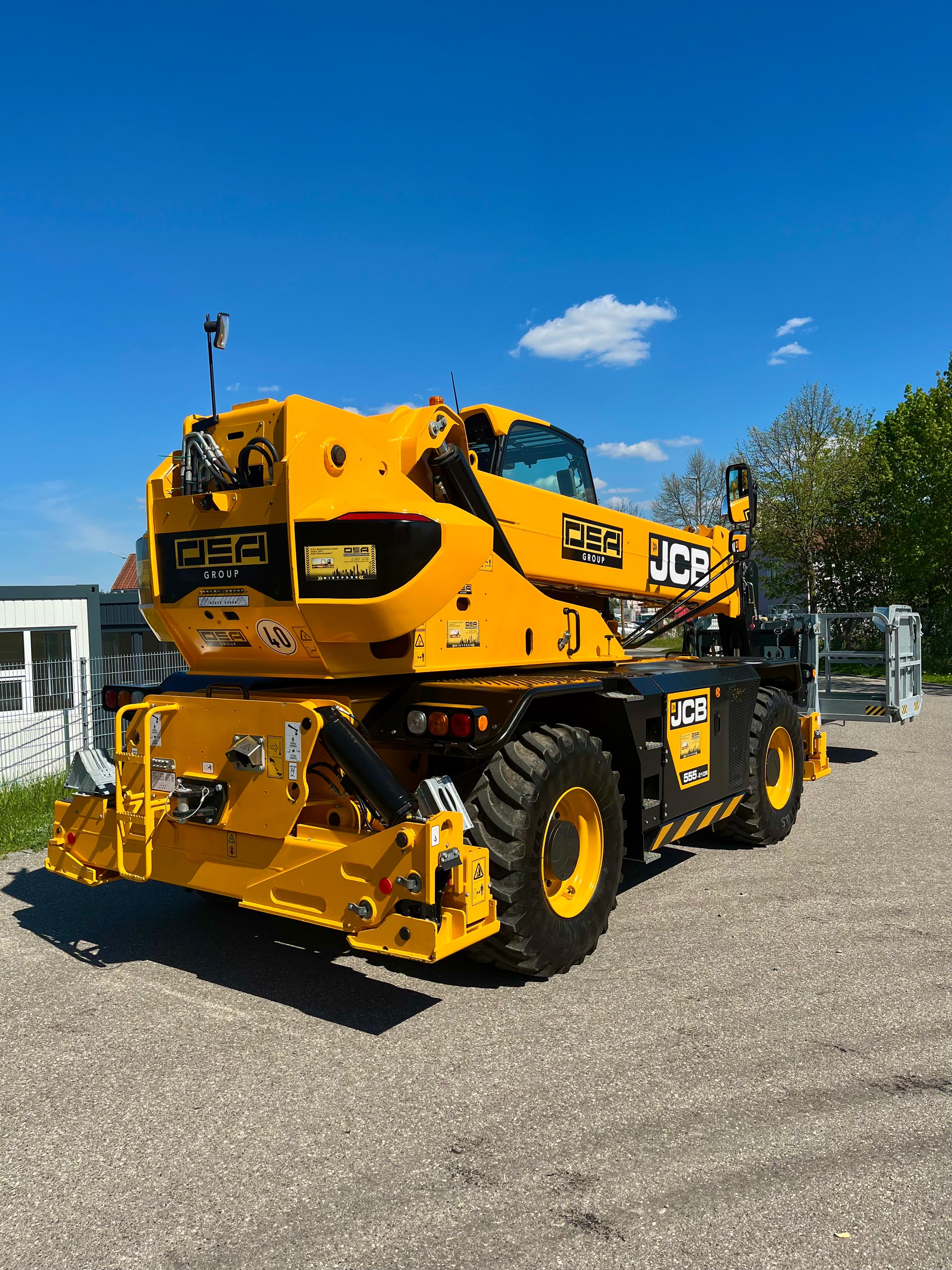 Gebraucht Teleskoplader JCB RTH555P 210 R Roto *Vorführer* mit Korb, Gabel