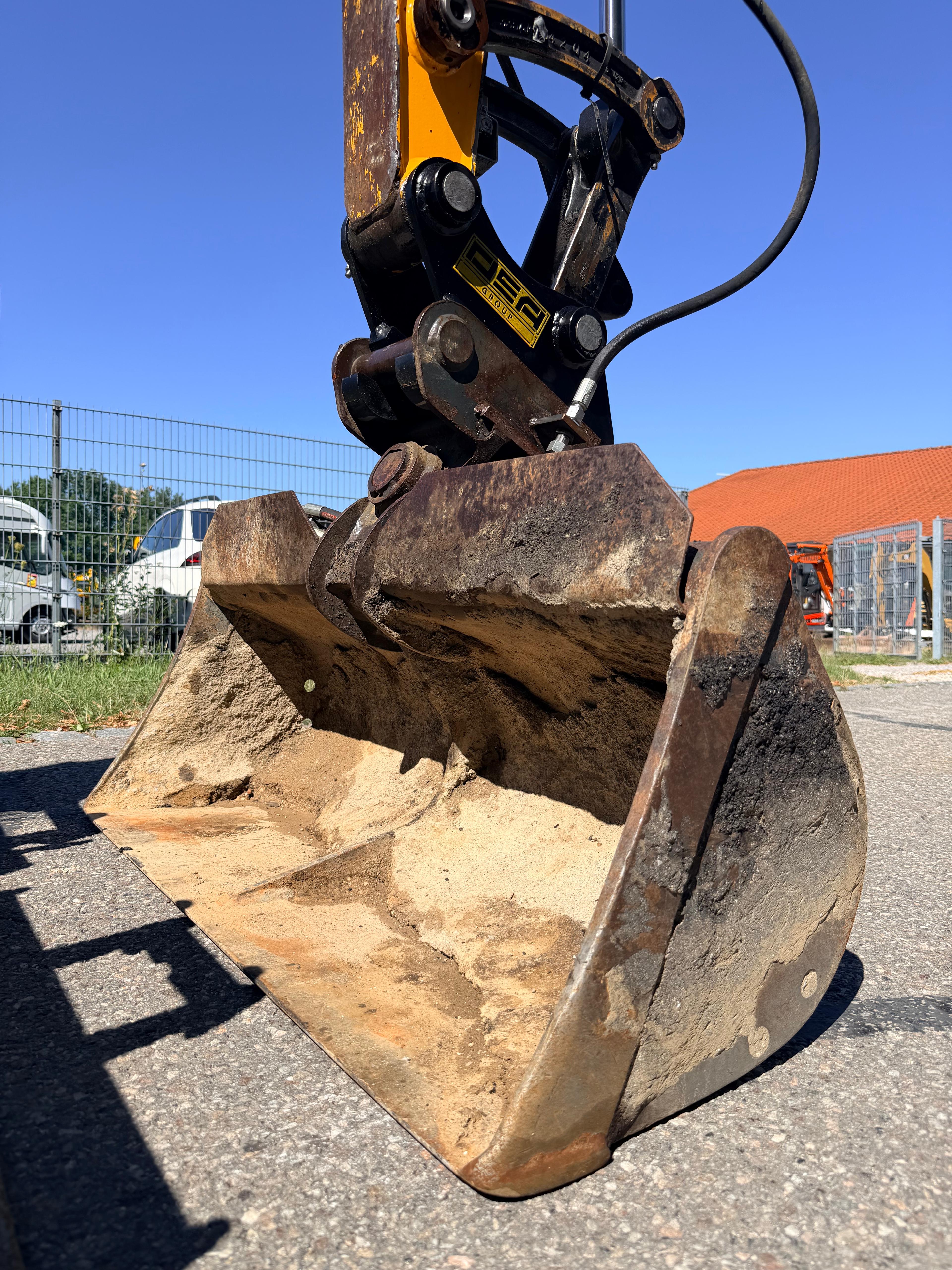 Gebraucht JCB 57C-1 inkl. Humusschaufel, 2x TL**NEUE KETTEN**