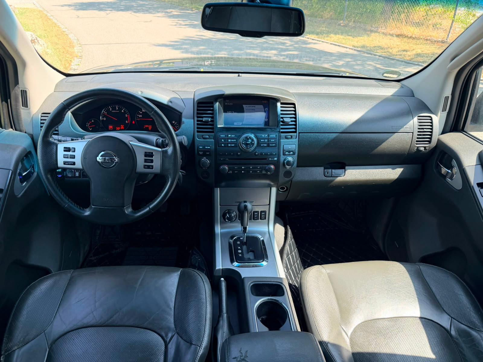 Gebraucht Nissan Navara Pickup Double Cab LE V6 4X4