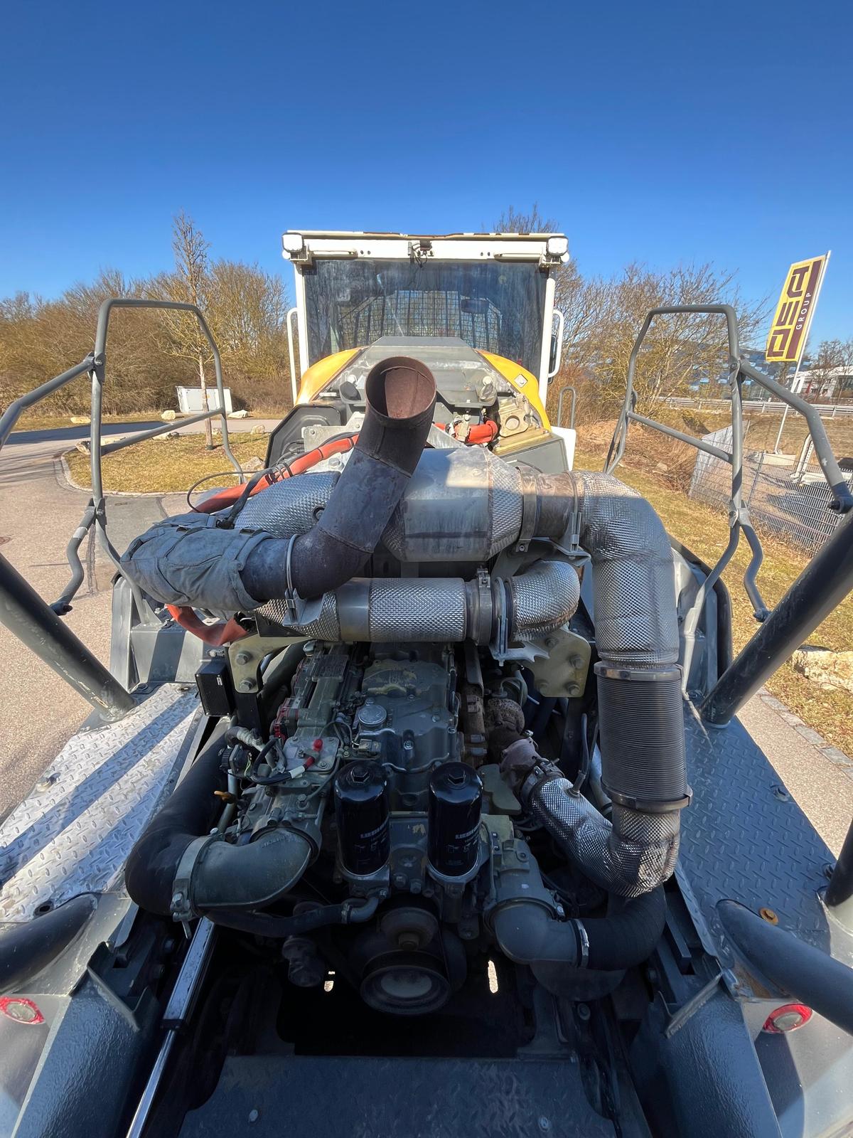 Gebraucht Liebherr L556 X-Power *5.040 h* inkl. Schaufel und Gabel