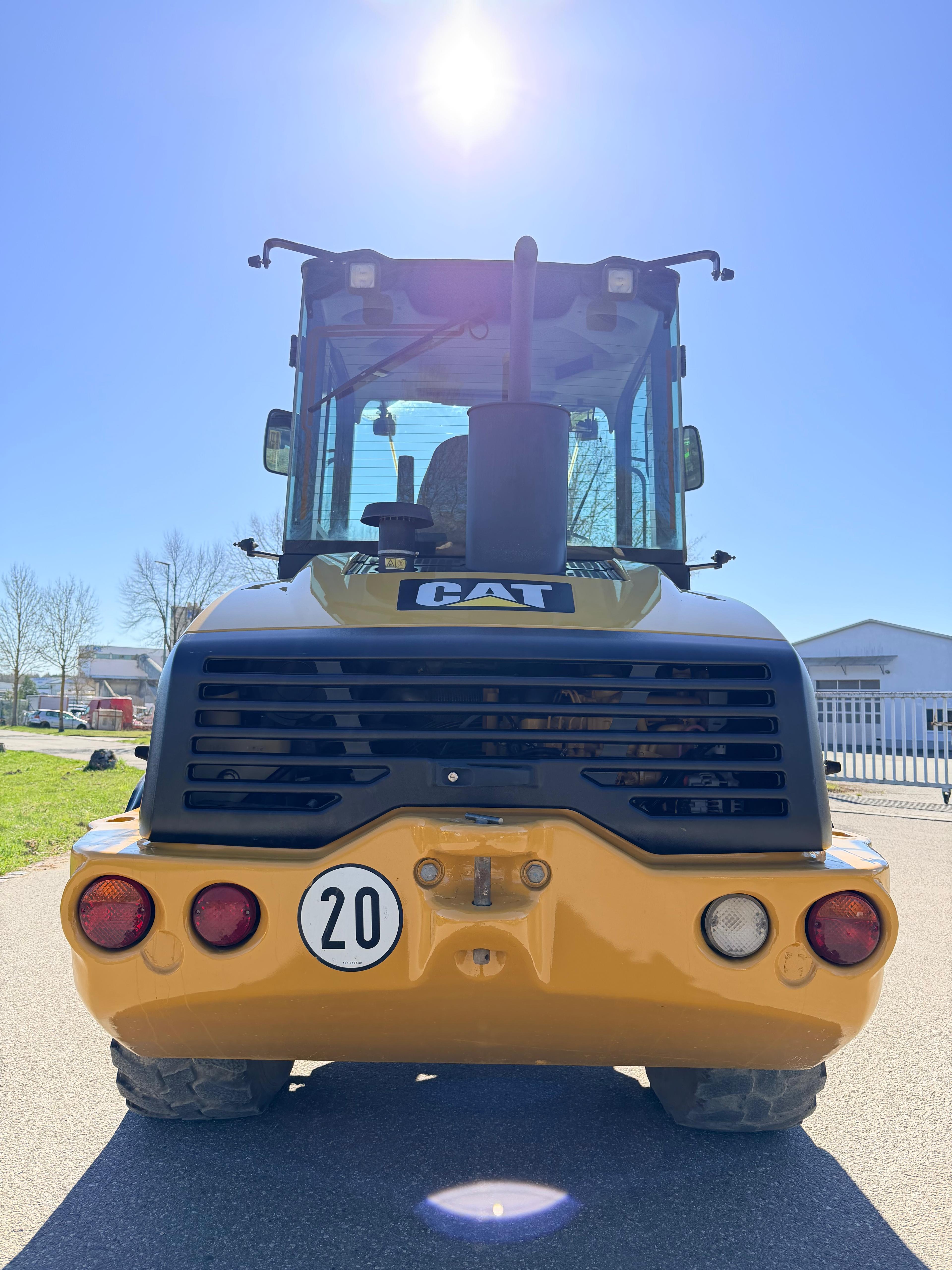 Gebraucht CAT 908H2 inkl.Klappschaufel und Palettengabel