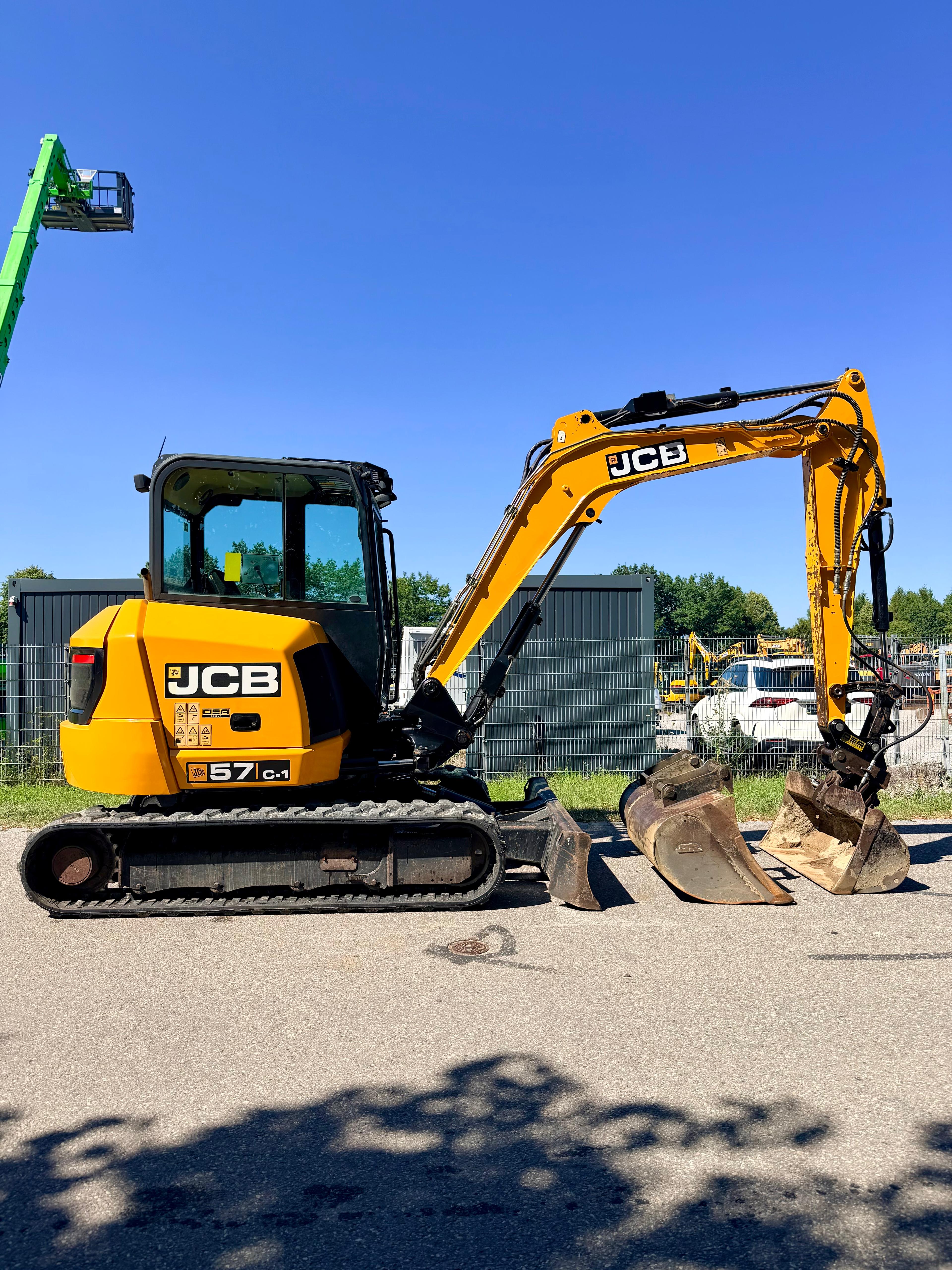 Gebraucht JCB 57C-1 inkl. Humusschaufel, 2x TL**NEUE KETTEN**