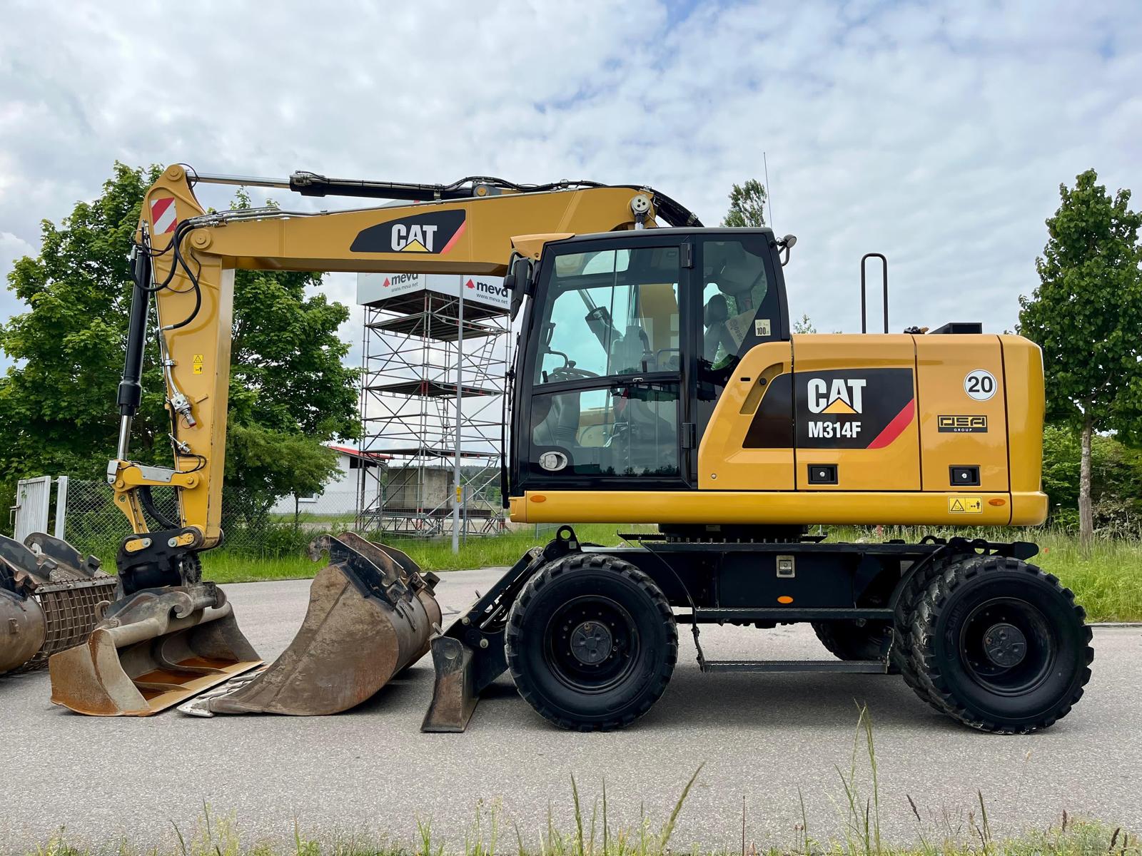 Gebraucht CAT M314F**Bj. 2019**Powertilt, 6x Anbaugeräte
