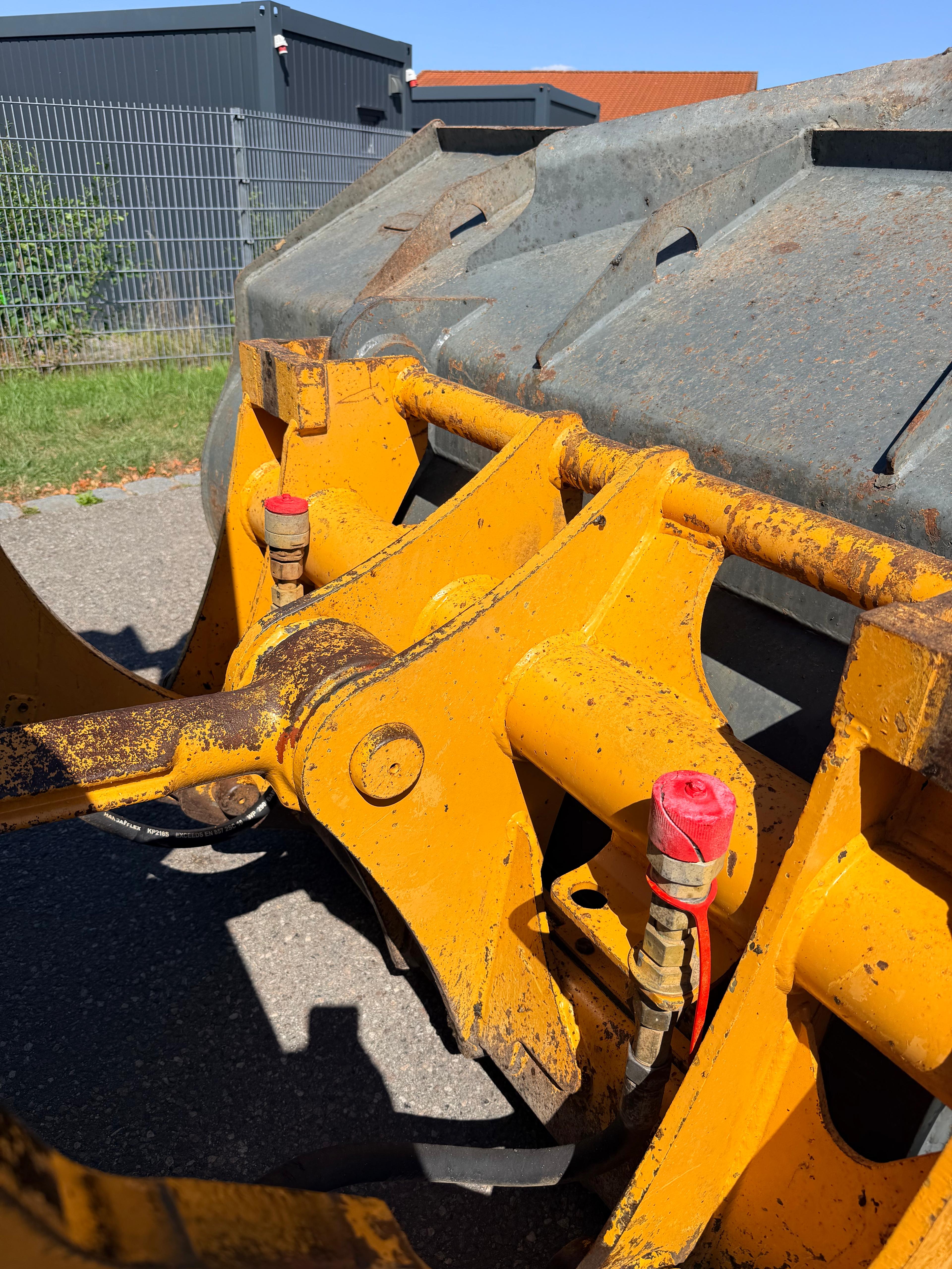 Gebraucht Liebherr L524 inkl. Schaufel**Zylinderkopfdichtung**