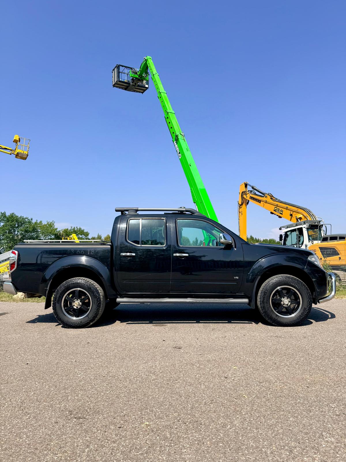 Gebraucht Nissan Navara Pickup Double Cab LE V6 4X4