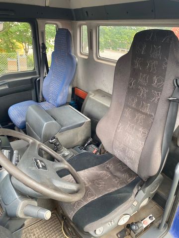 Używane MAN TGS 18-310 4x4 mit Palfinger Kran