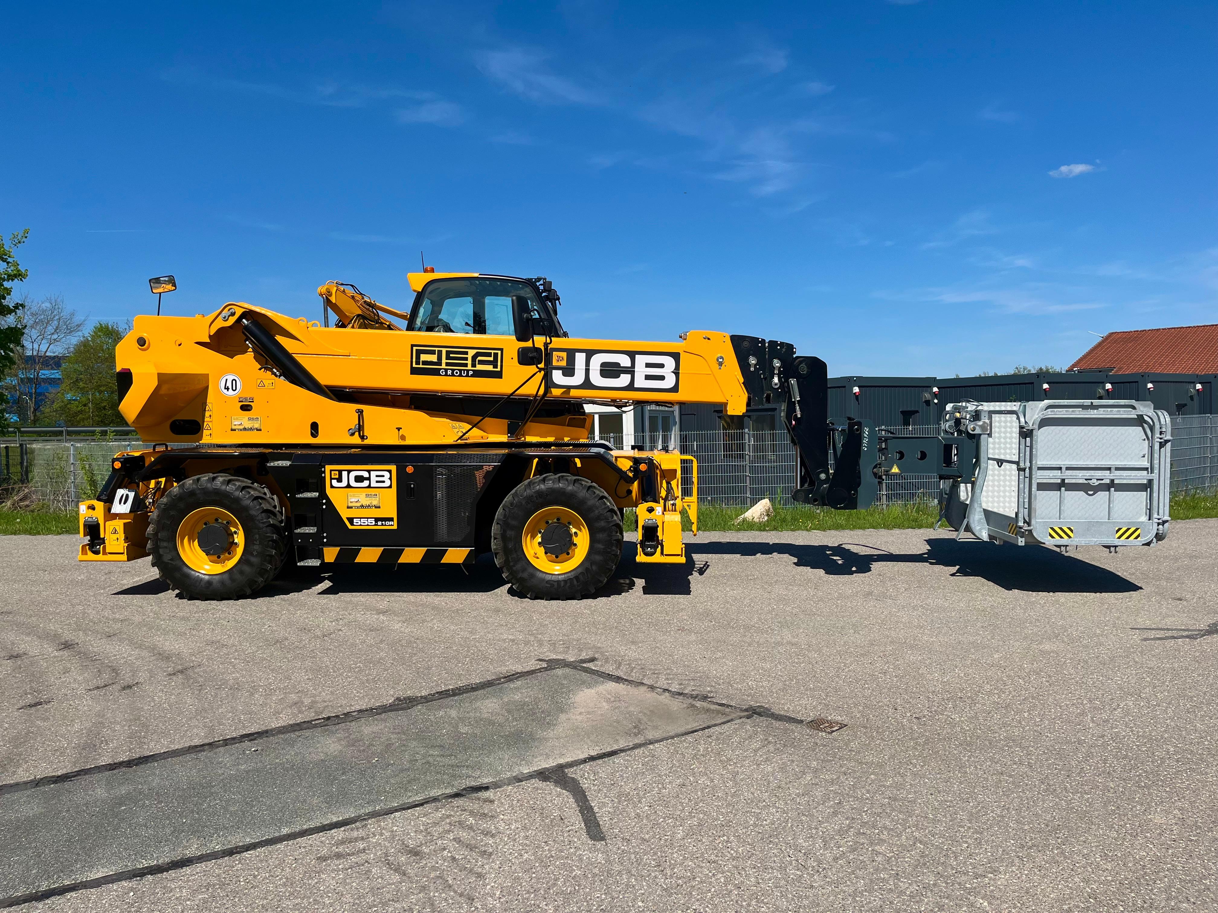 Gebraucht Teleskoplader JCB RTH555P 210 R Roto *Vorführer* mit Korb, Gabel