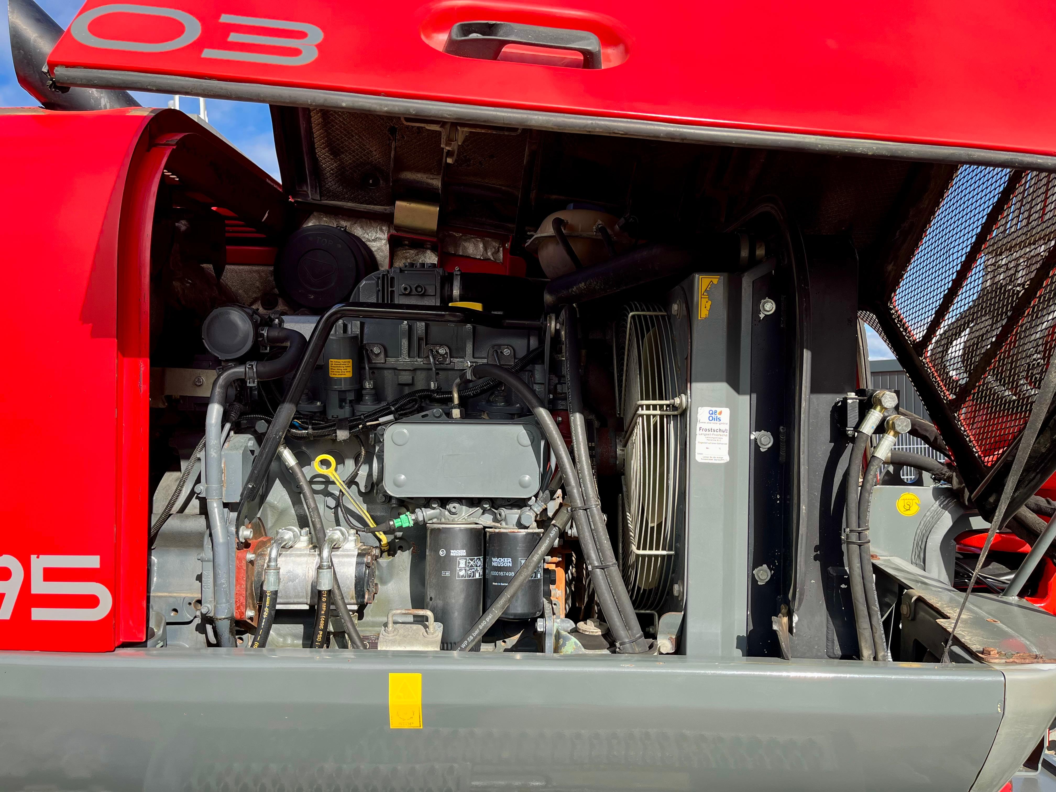 Gebraucht Neuson 9503**Schild und Pratzen**SW, Sortiergreifer, HS, 4x TL**