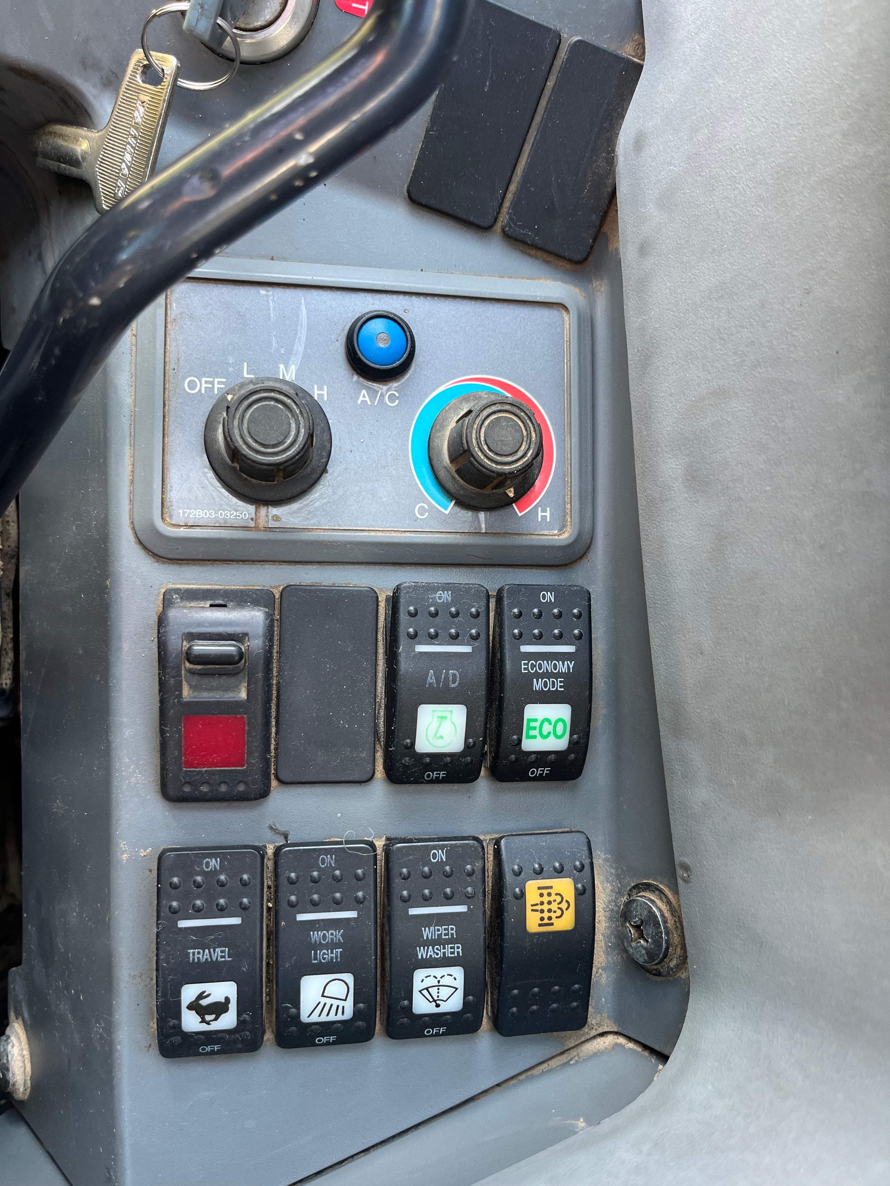 Gebraucht Yanmar SV100-2A mit Powertilt, SW, HS, 3x TL